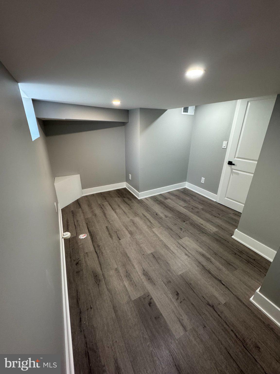 OLNEY - Residential