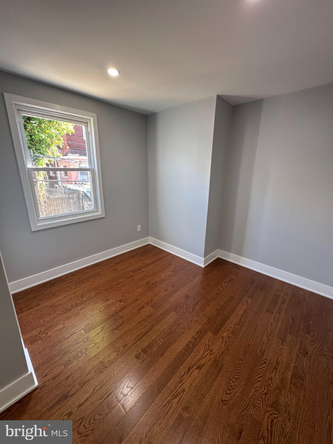 OLNEY - Residential