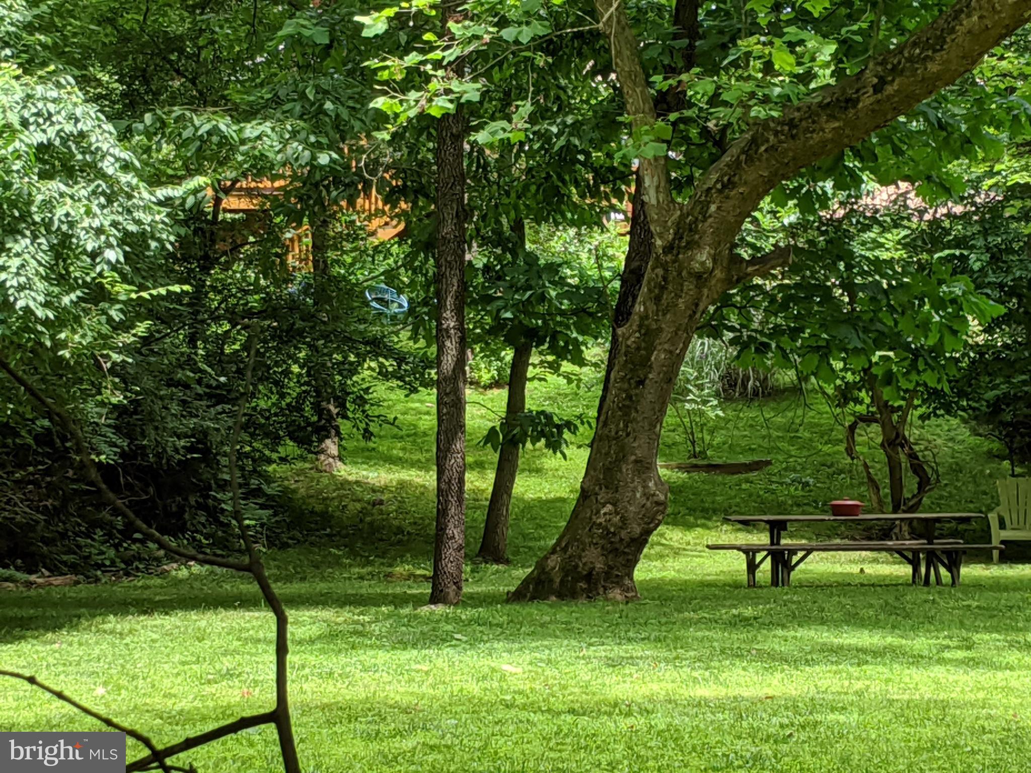 VIENNA WOODS - Residential