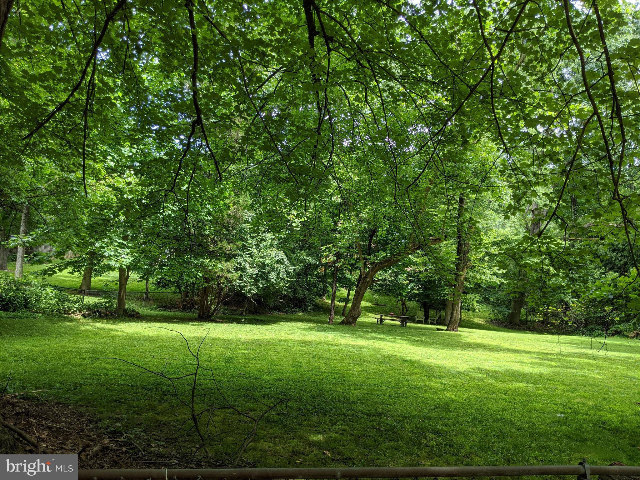 VIENNA WOODS - Residential
