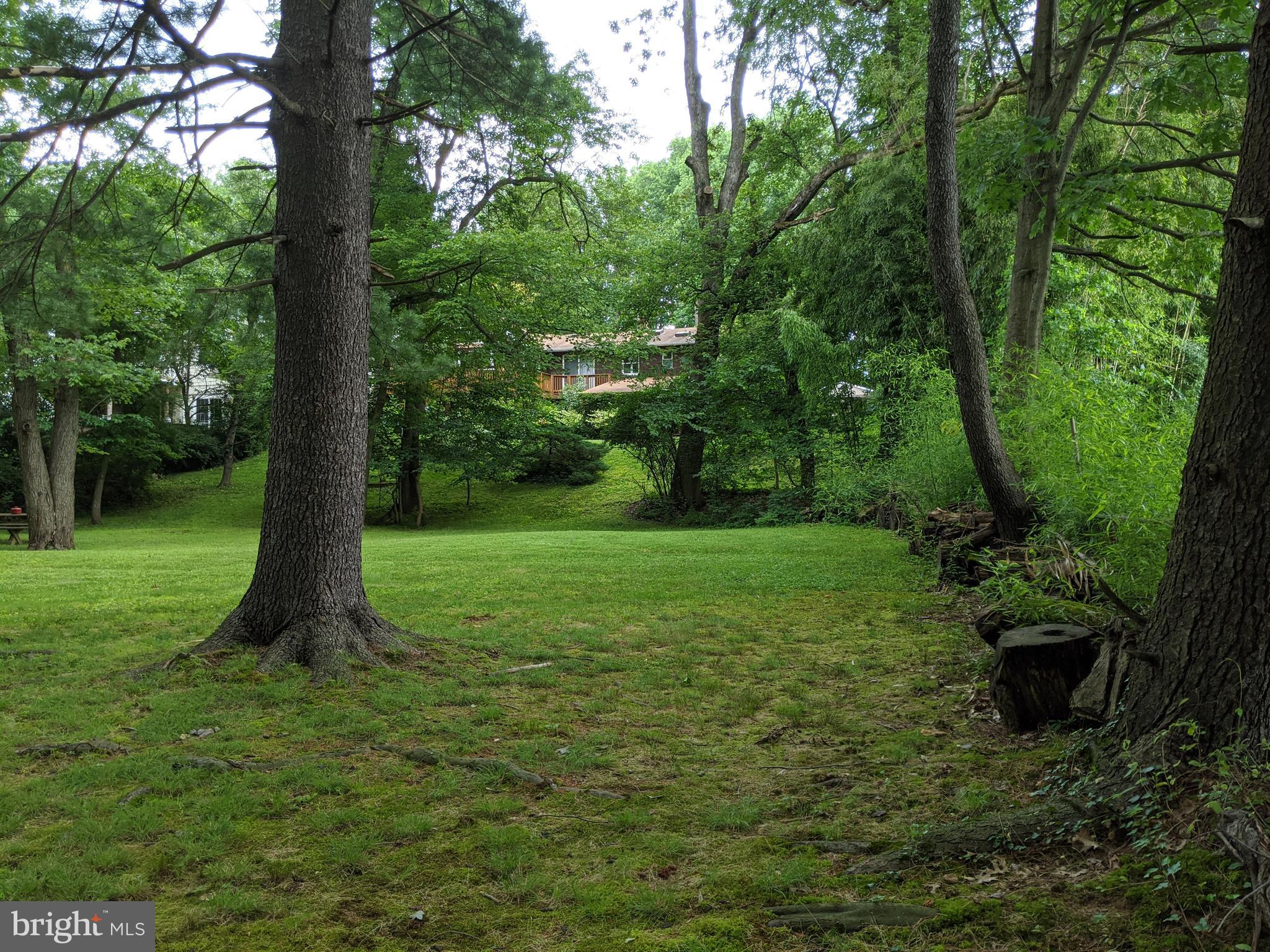 VIENNA WOODS - Residential