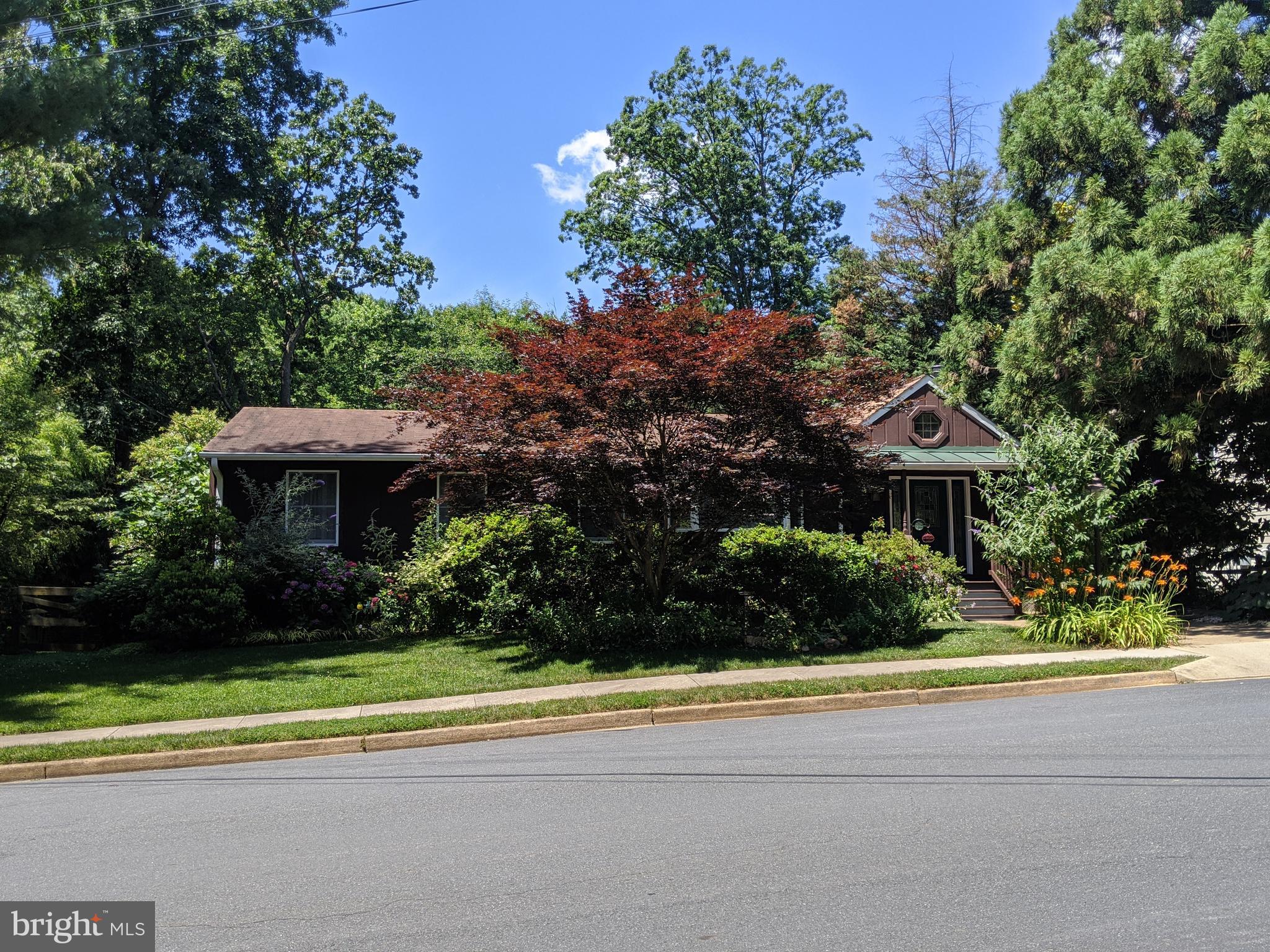 VIENNA WOODS - Residential