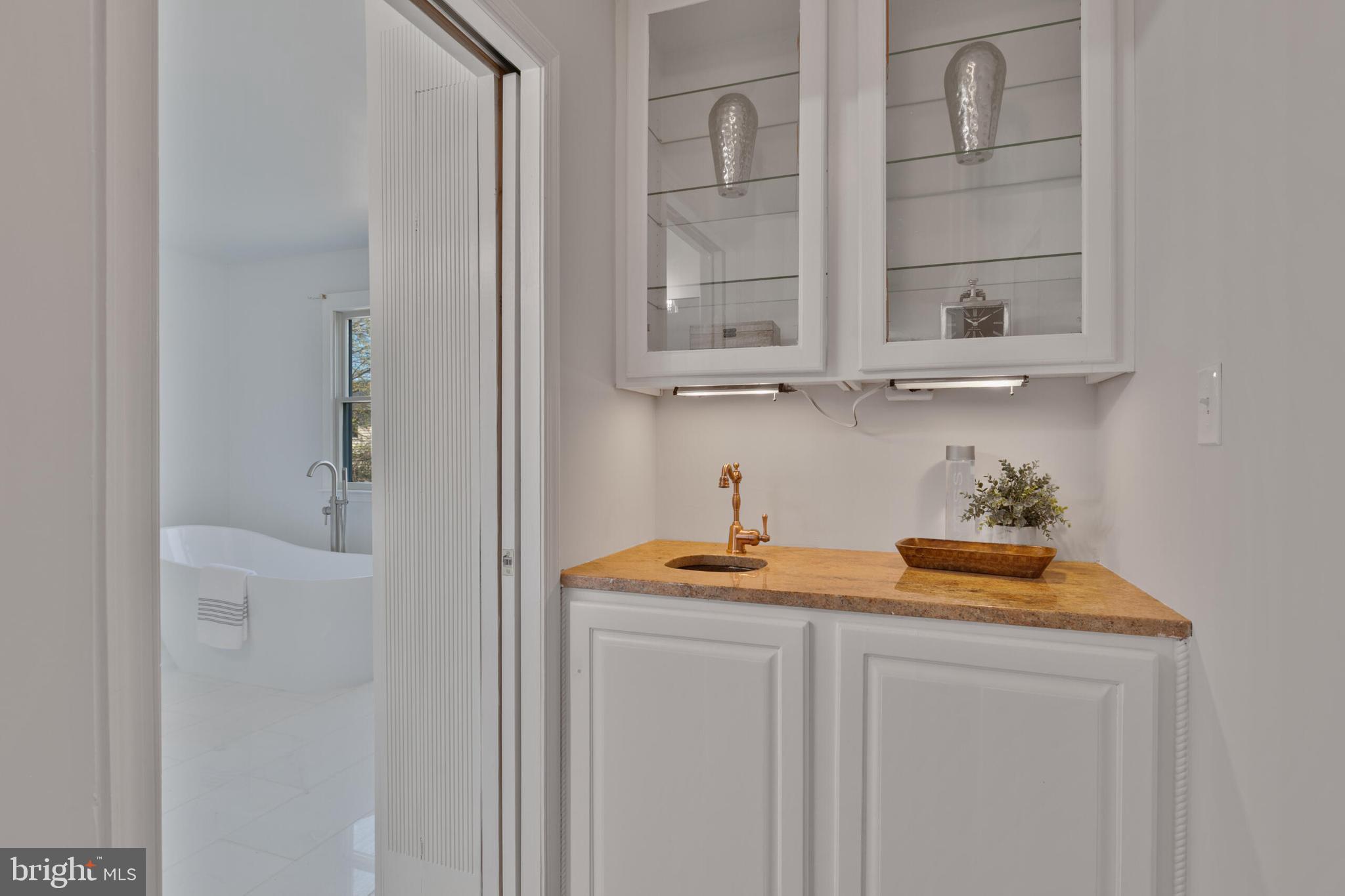 SOUTH RIDING - Residential