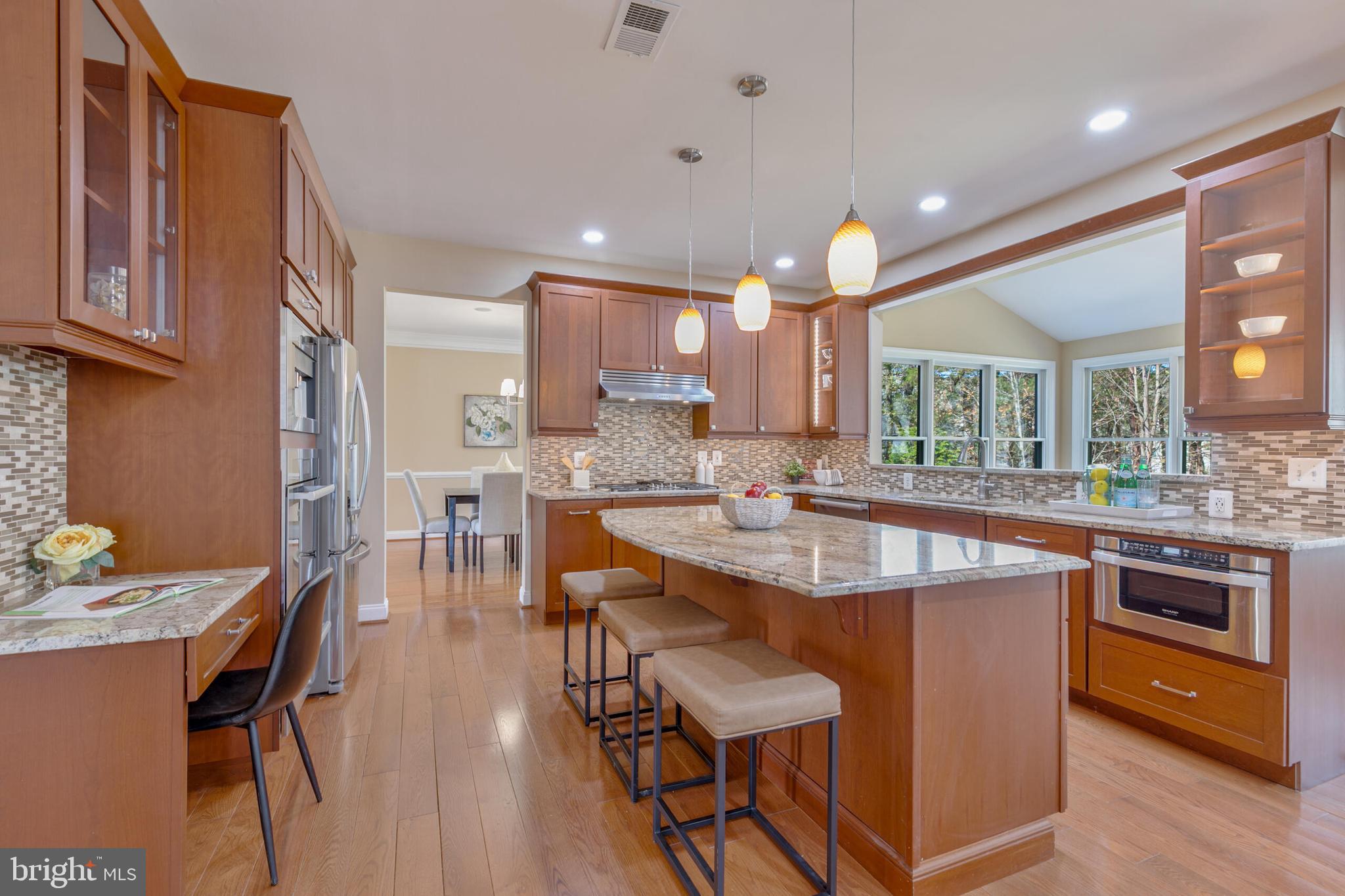 SOUTH RIDING - Residential