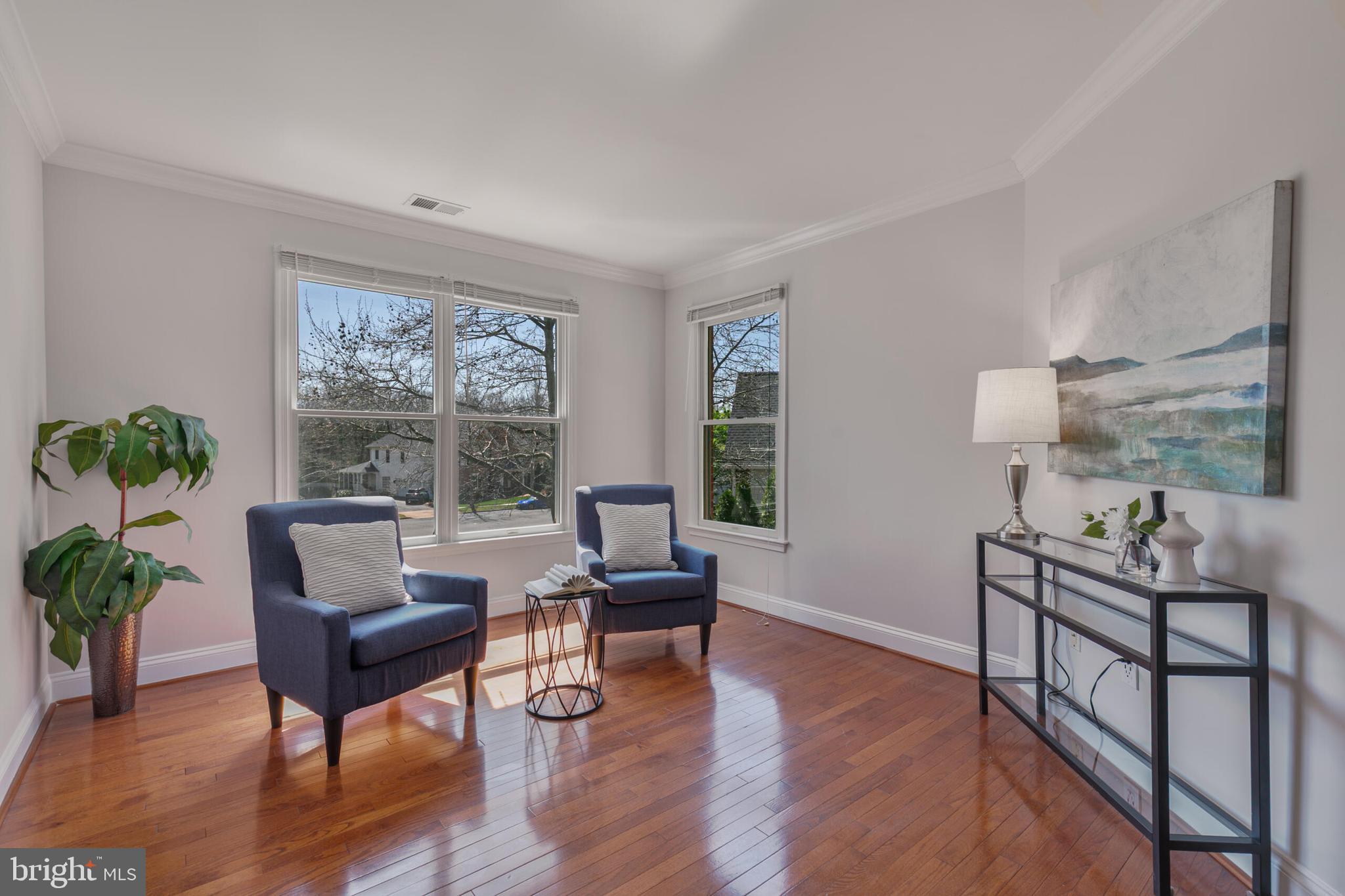 SOUTH RIDING - Residential