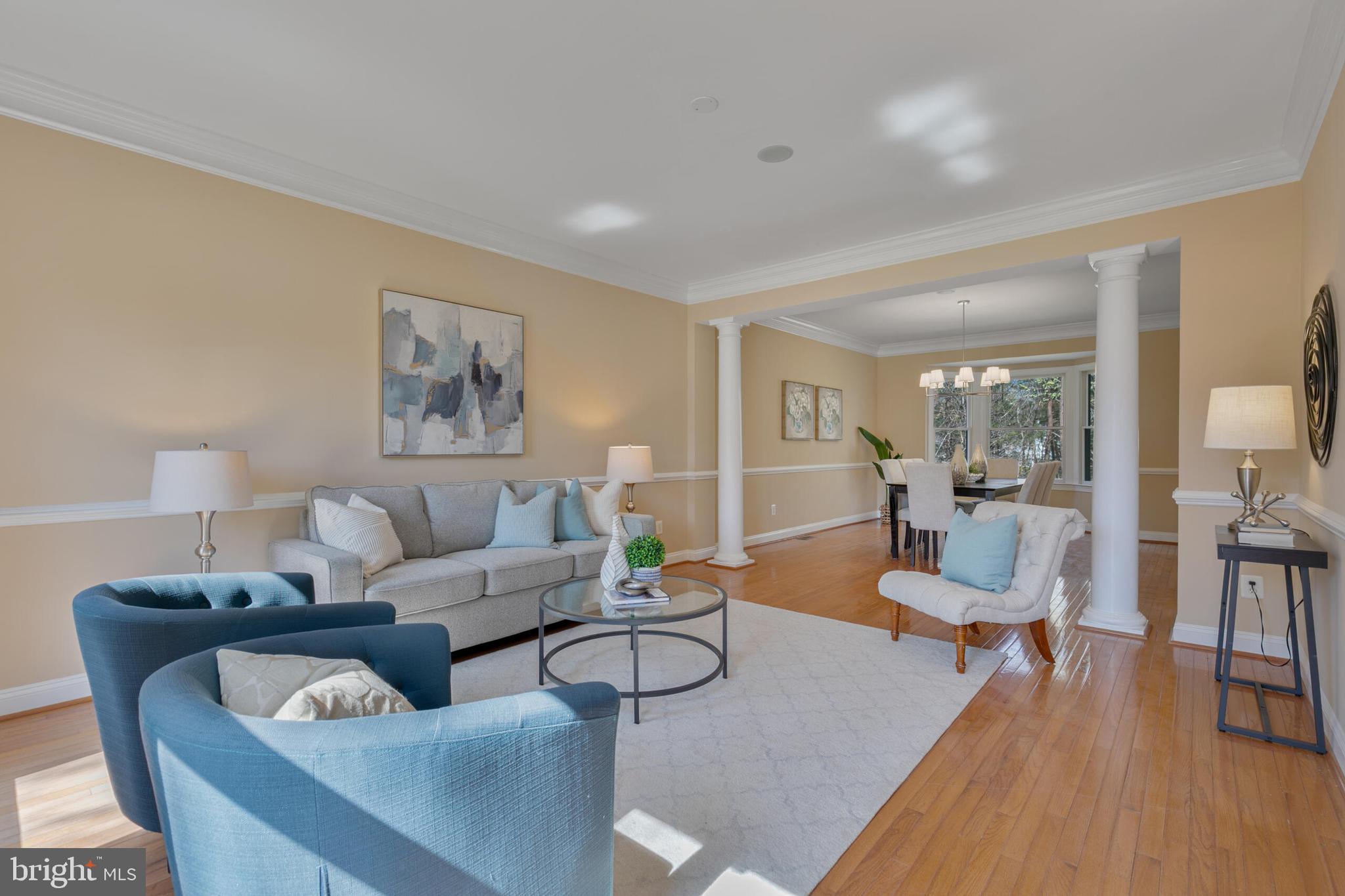 SOUTH RIDING - Residential