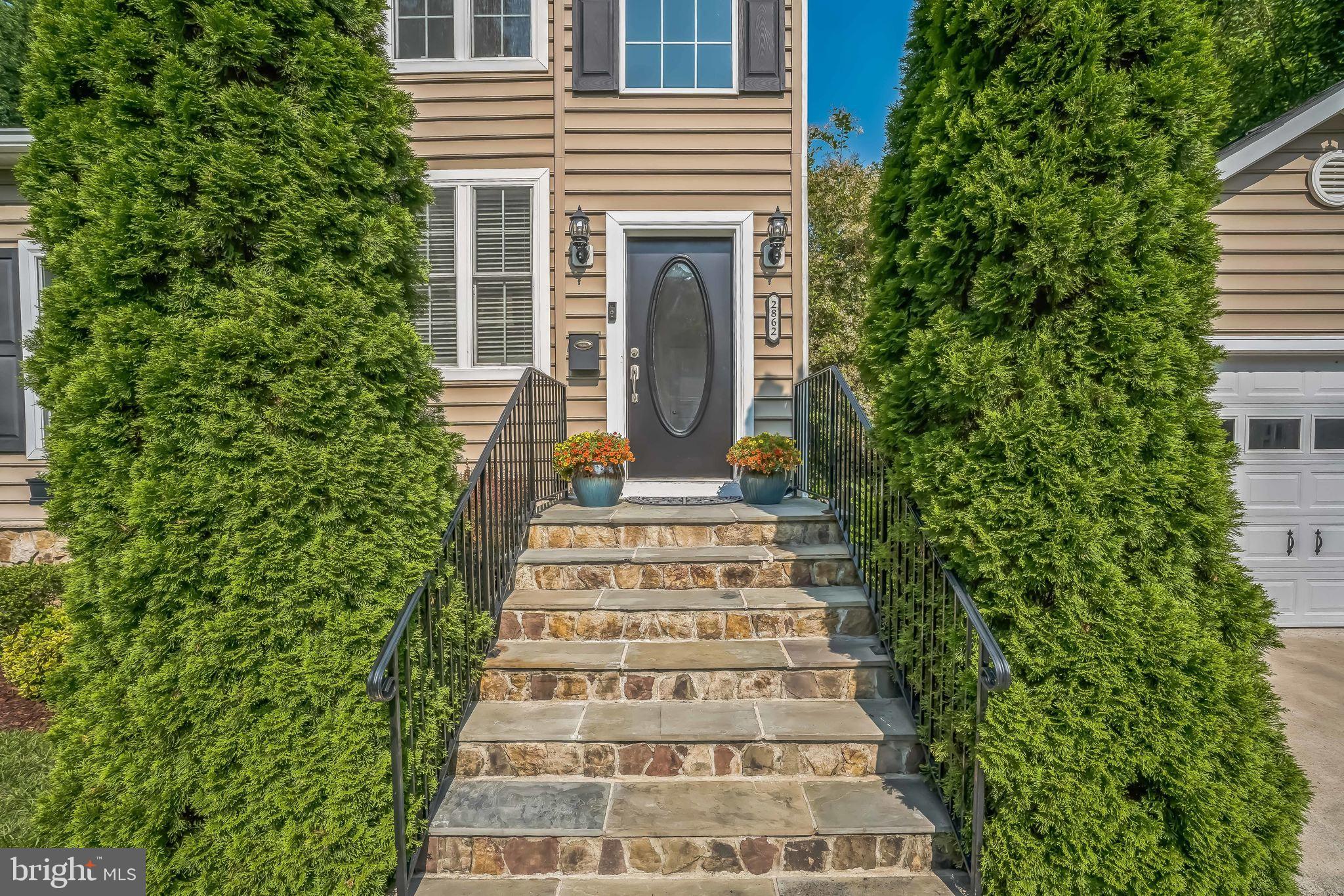 2862 ROSEMARY LANE