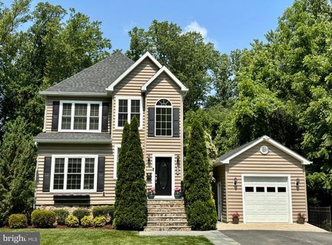 2862 ROSEMARY LANE FALLS CHURCH VA 22042