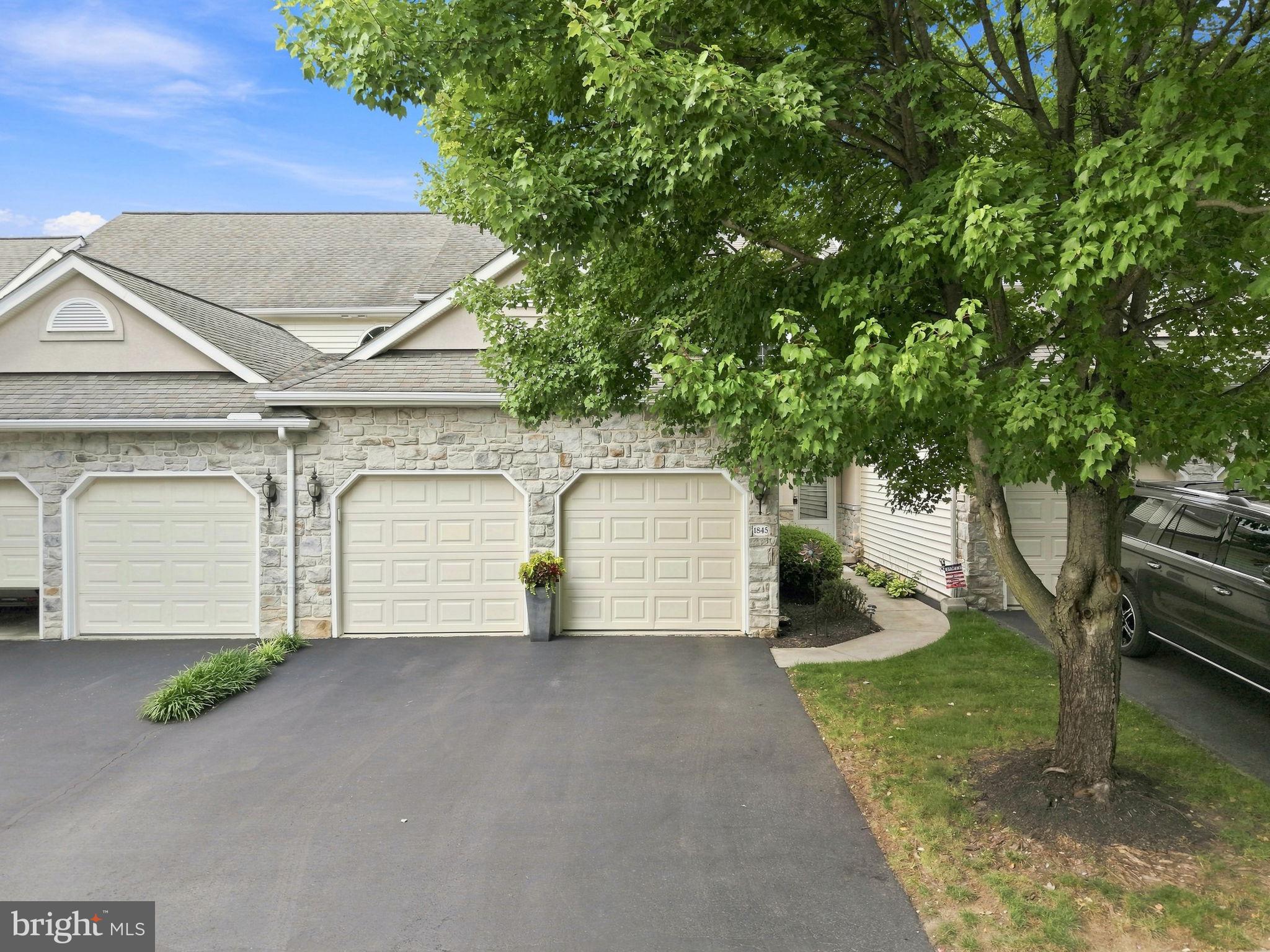 1845 SERENE WAY