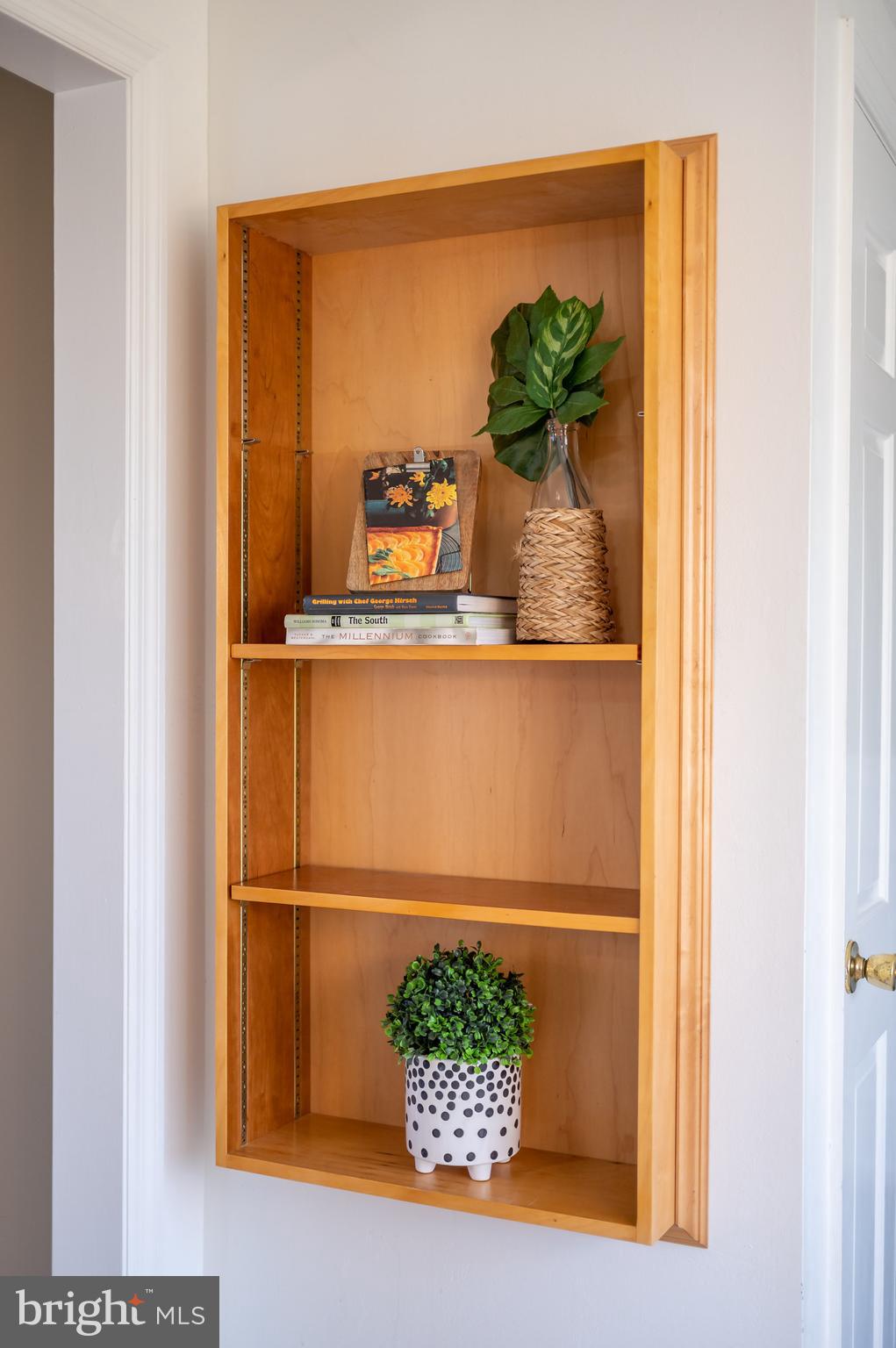 VALLEY VIEW - Residential