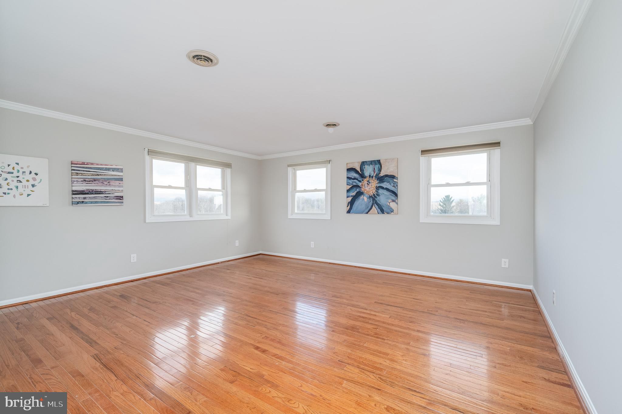 VALLEY VIEW - Residential