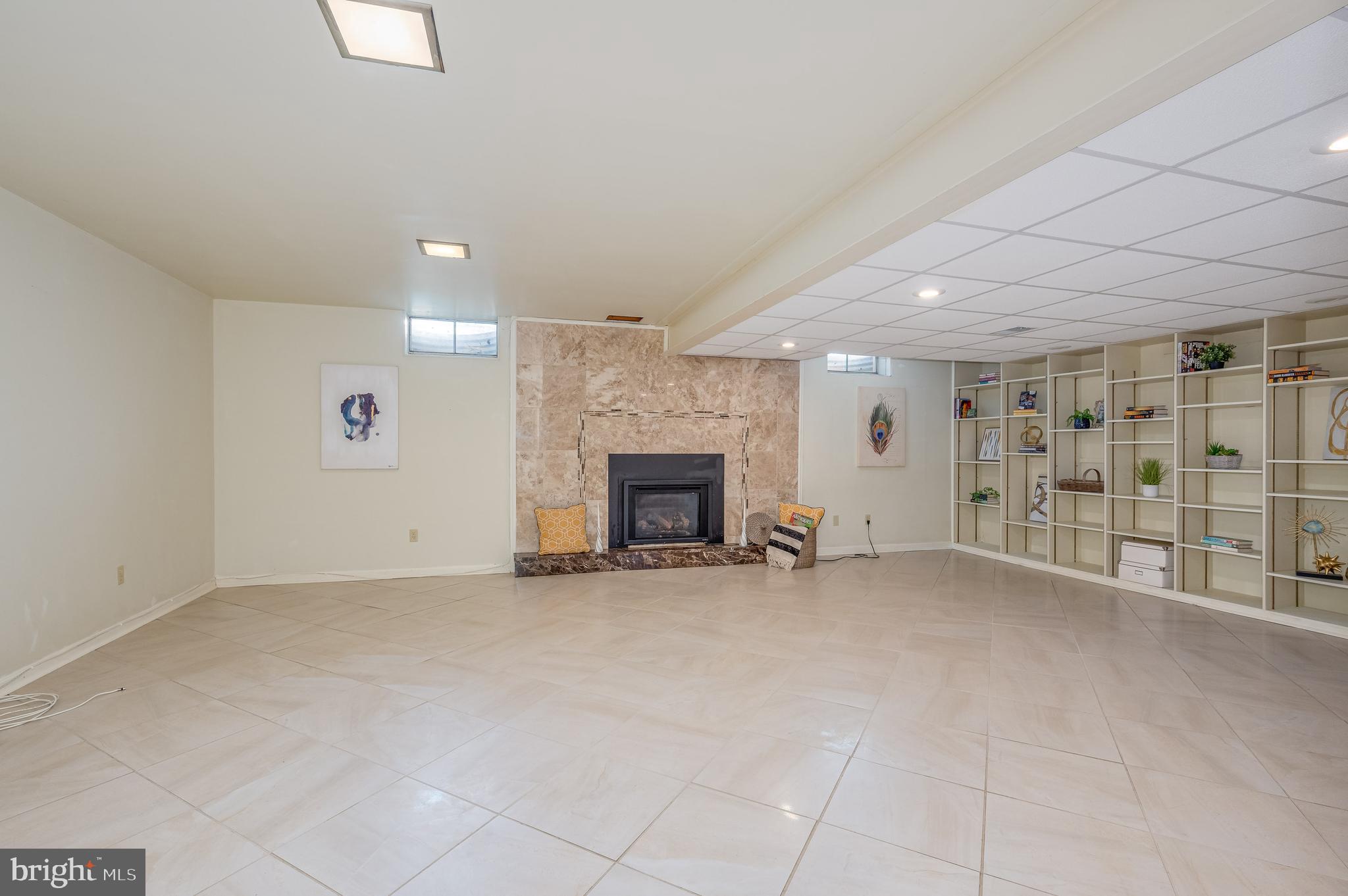 VALLEY VIEW - Residential