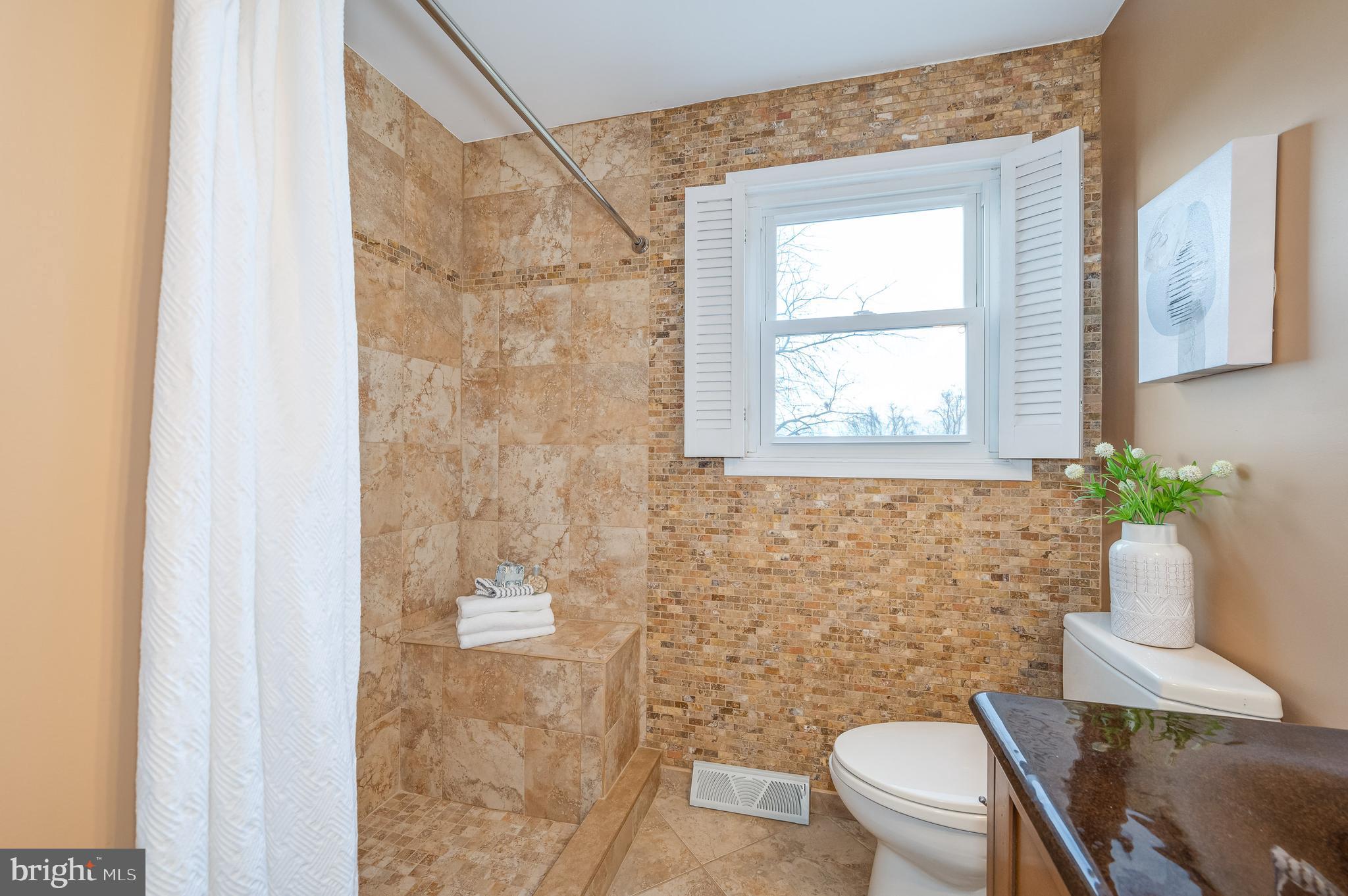 VALLEY VIEW - Residential