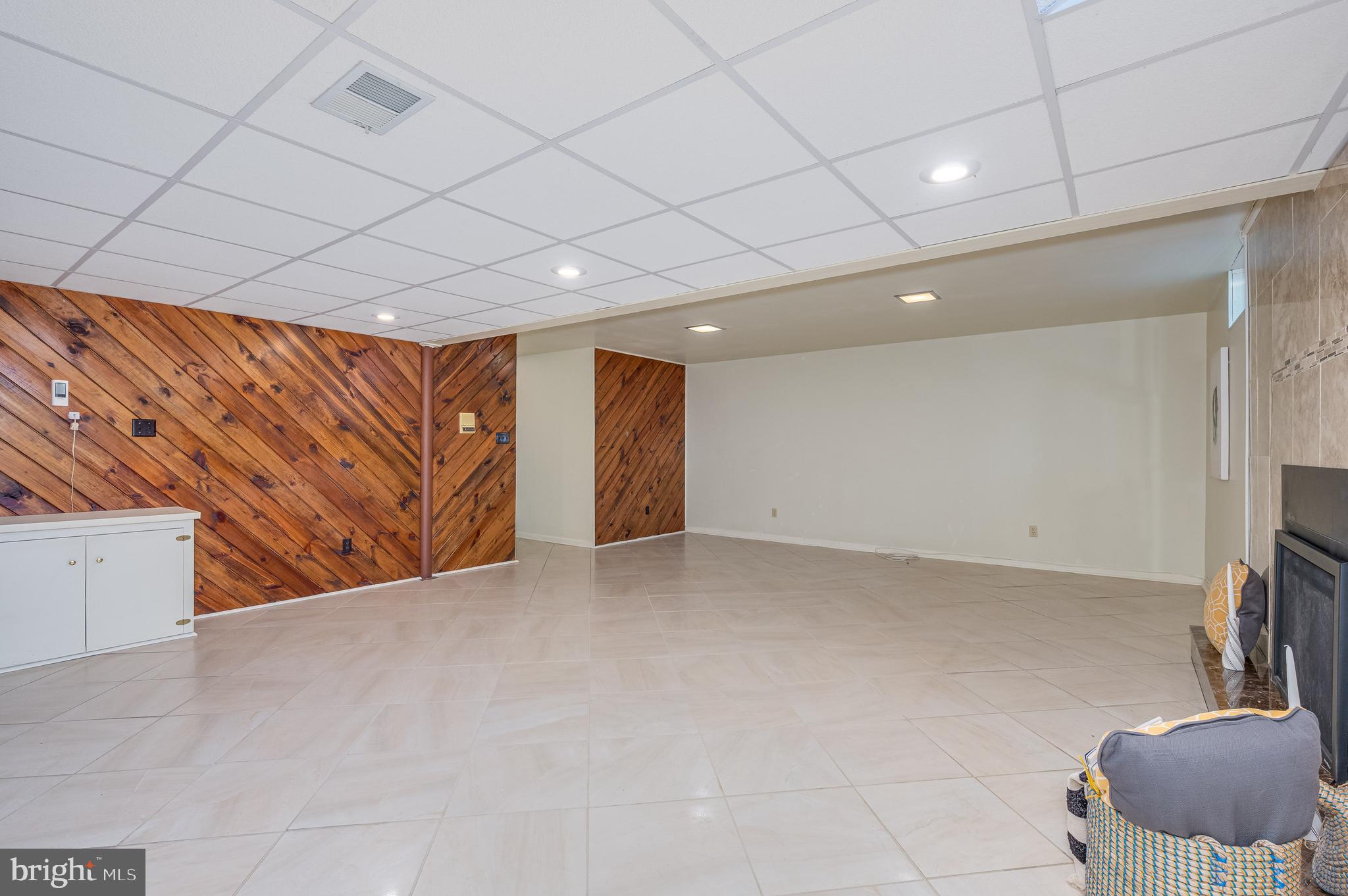 VALLEY VIEW - Residential