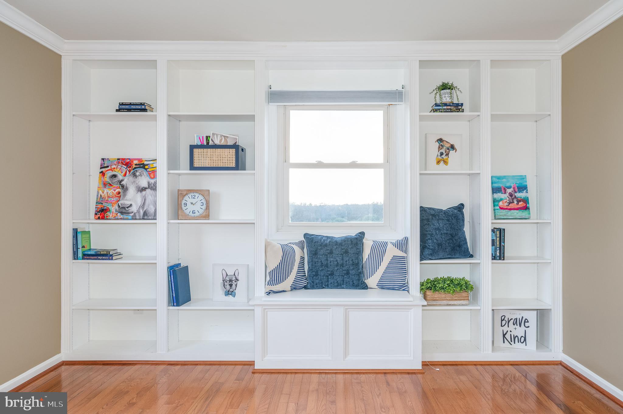 VALLEY VIEW - Residential