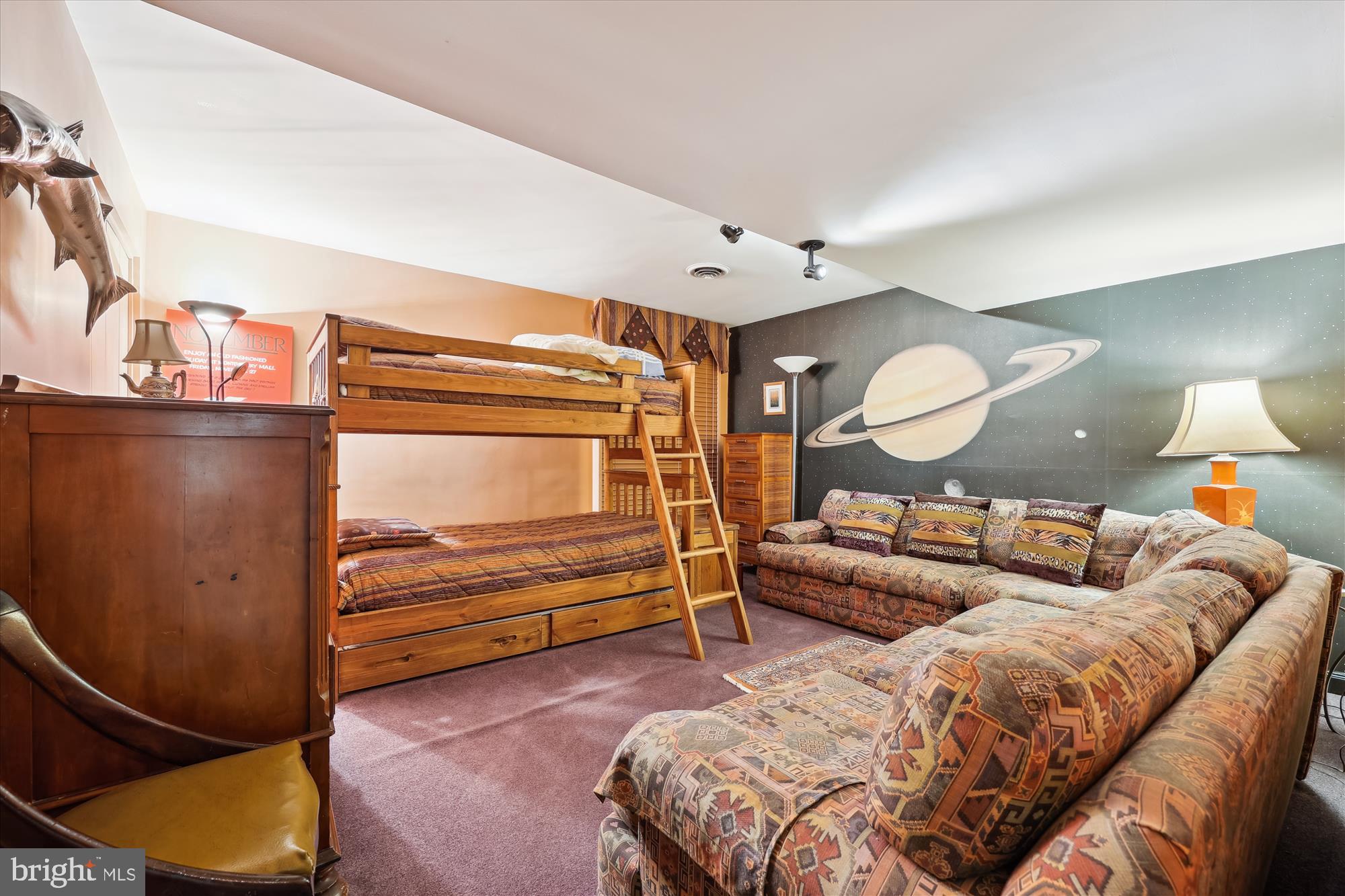 BURNING TREE ESTATES - Residential