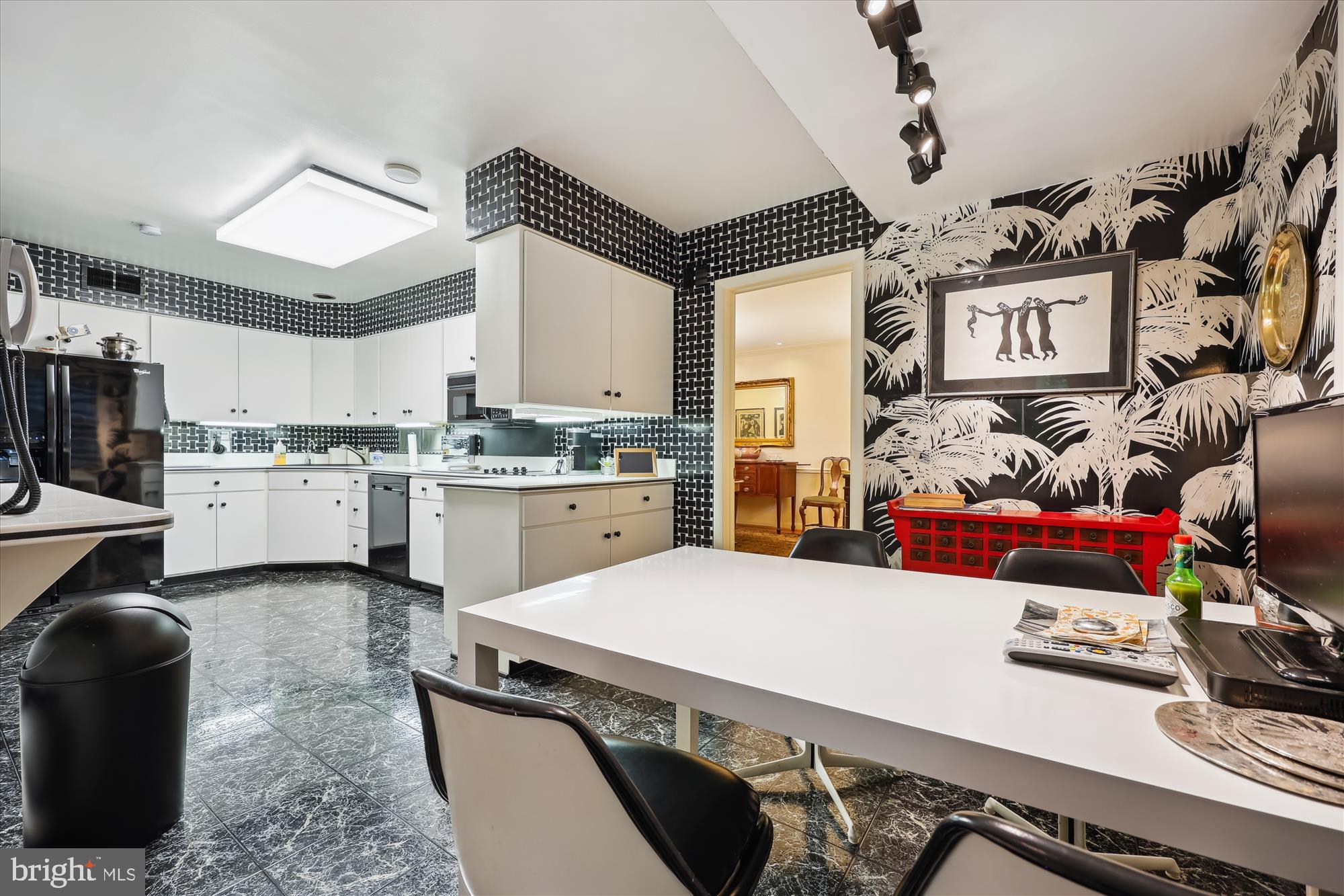 BURNING TREE ESTATES - Residential