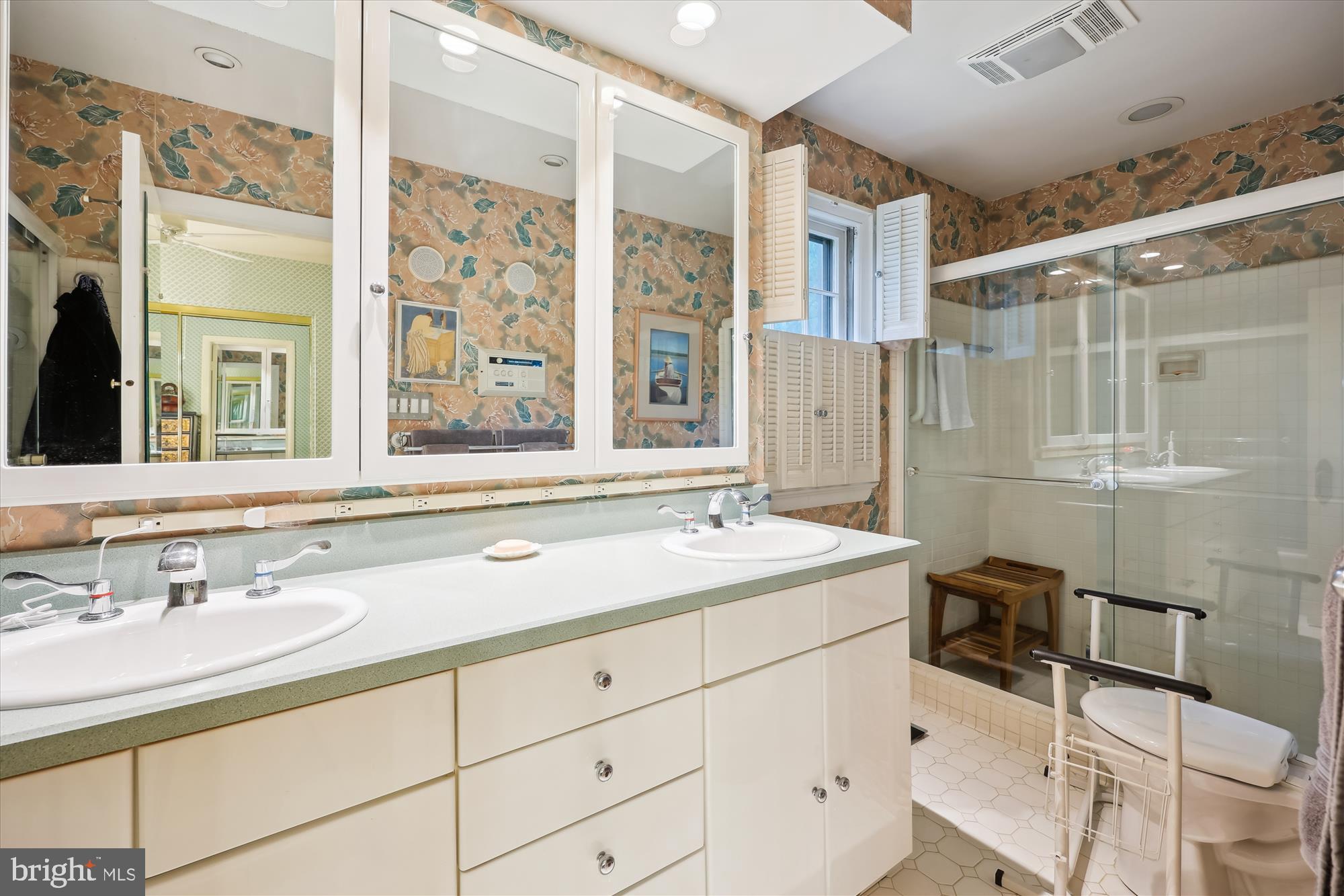 BURNING TREE ESTATES - Residential