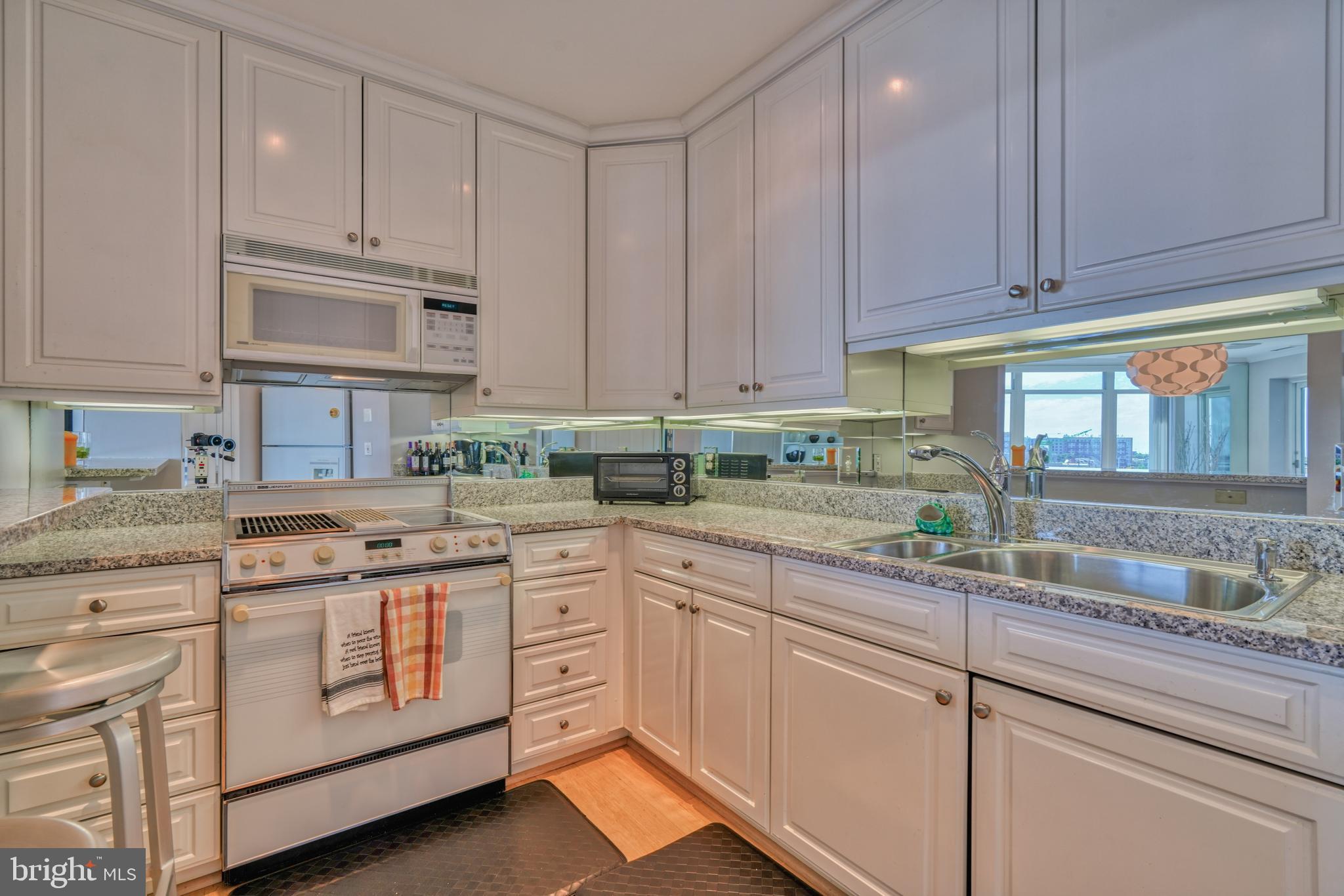 HARBORVIEW - Residential