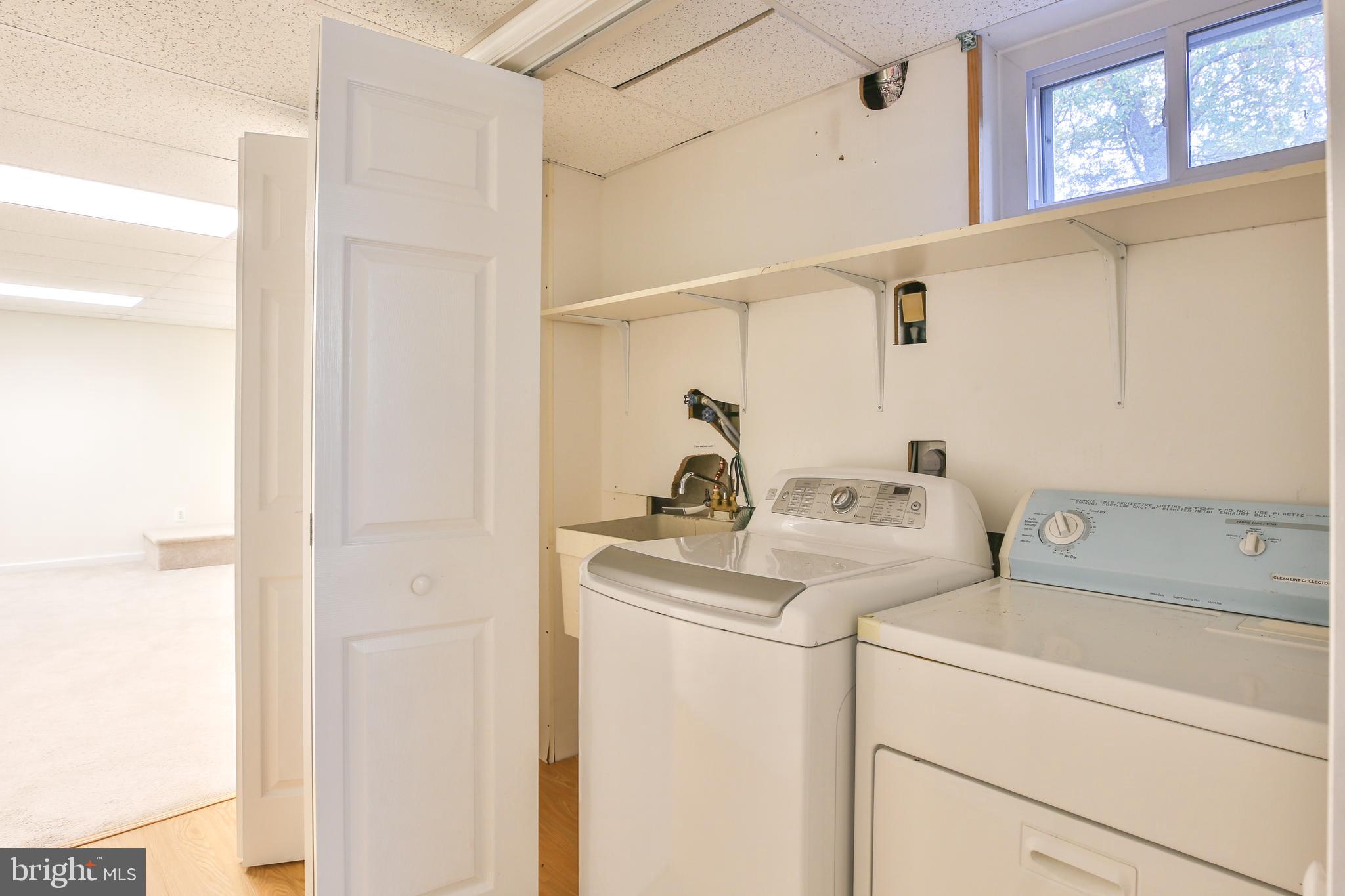 BURKE CENTRE - Residential