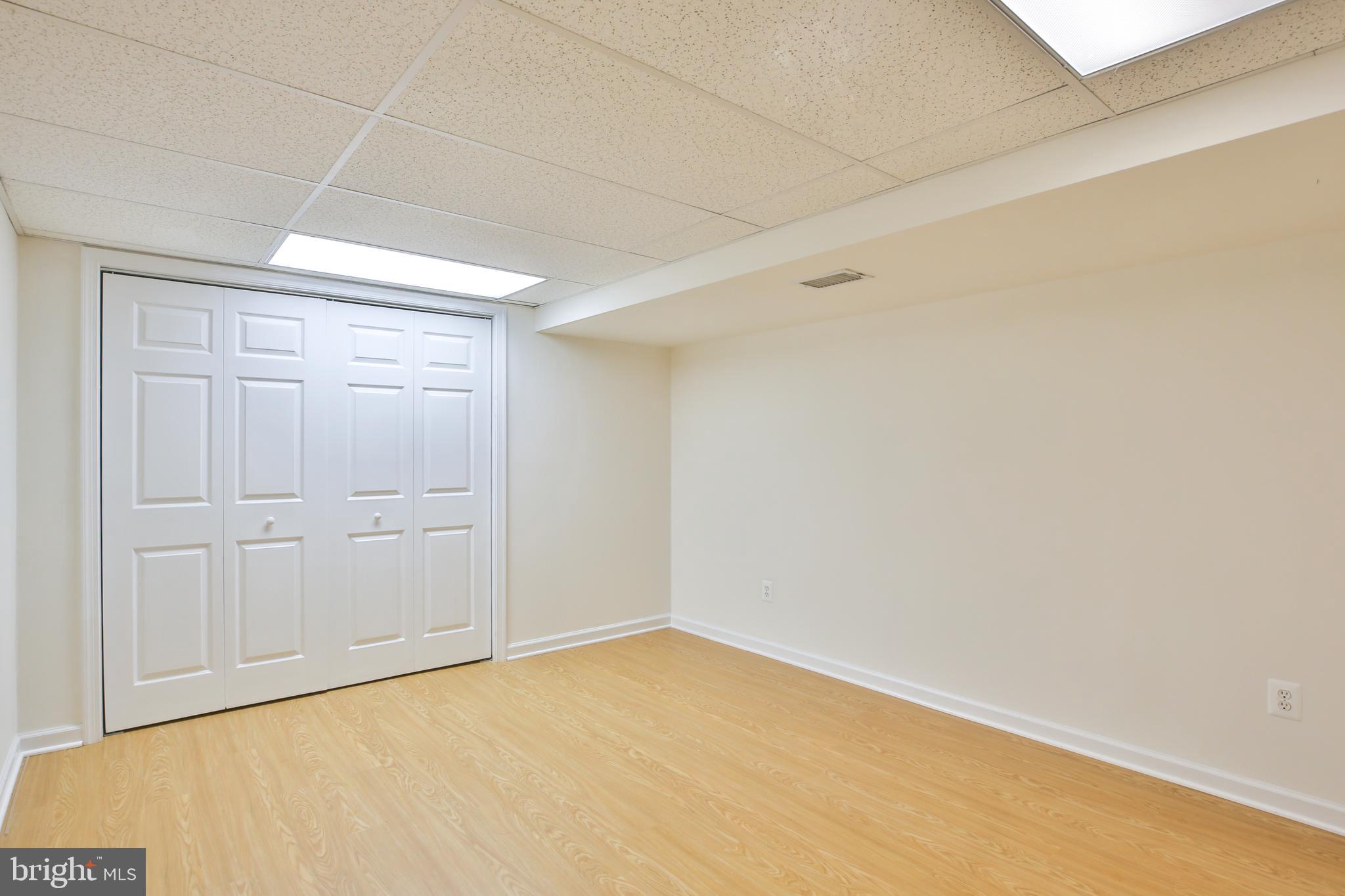 BURKE CENTRE - Residential