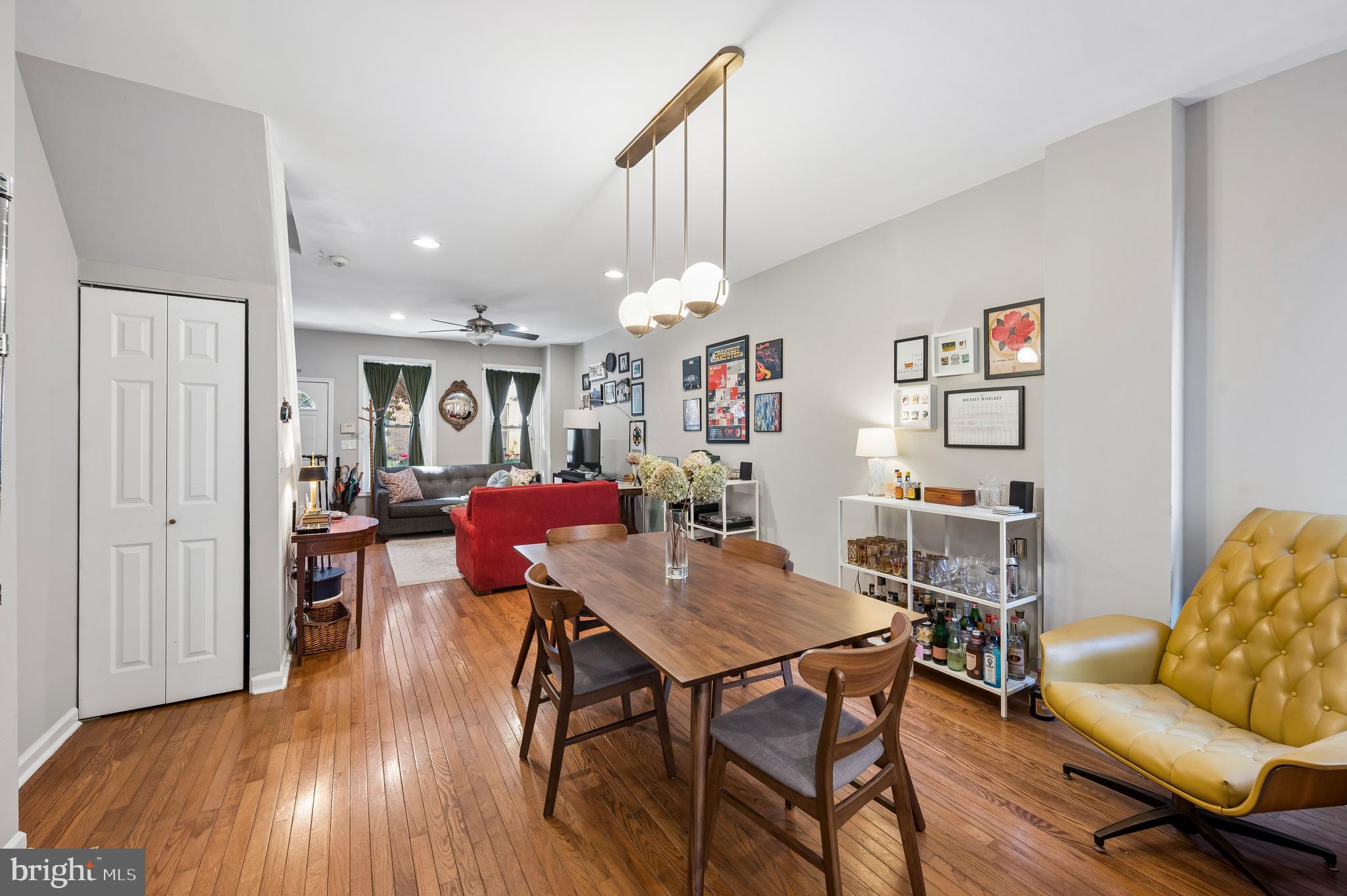 DICKINSON NARROWS - Residential