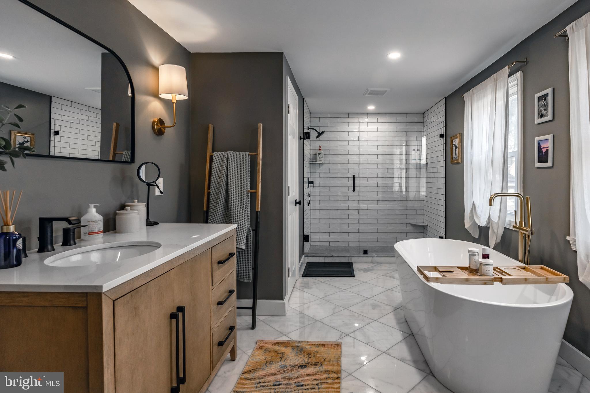 STURBRIDGE - Residential