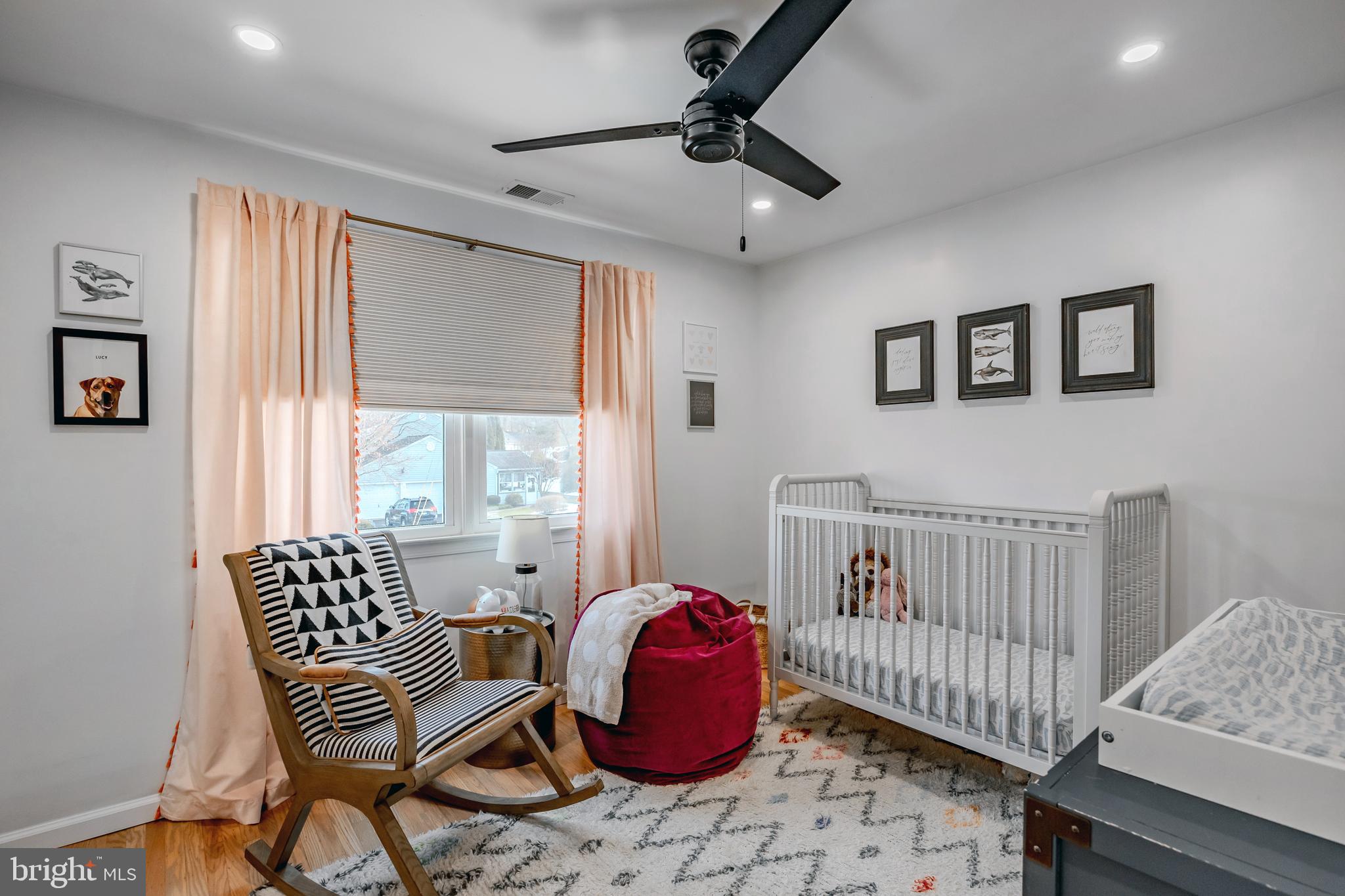 STURBRIDGE - Residential