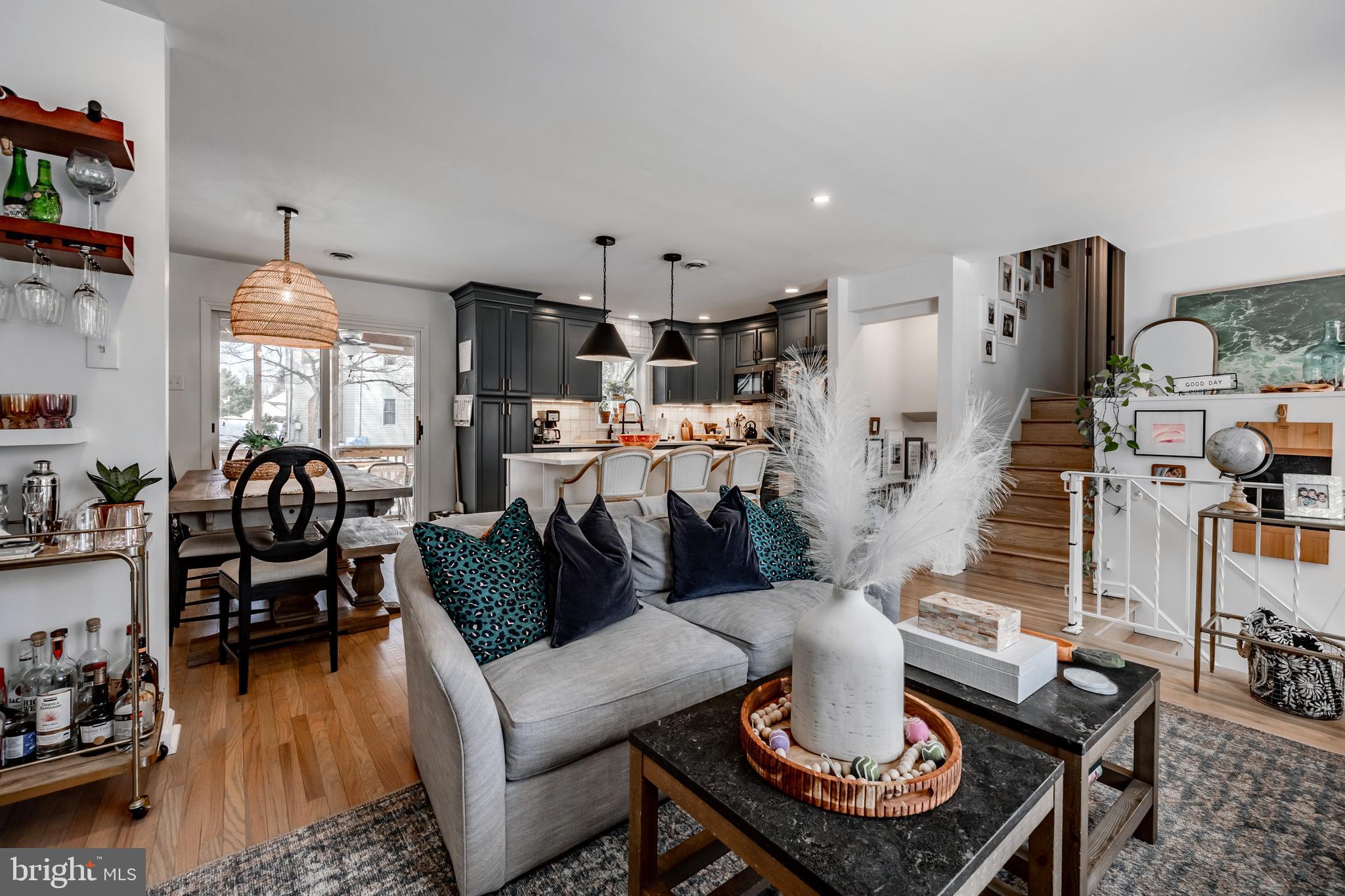 STURBRIDGE - Residential