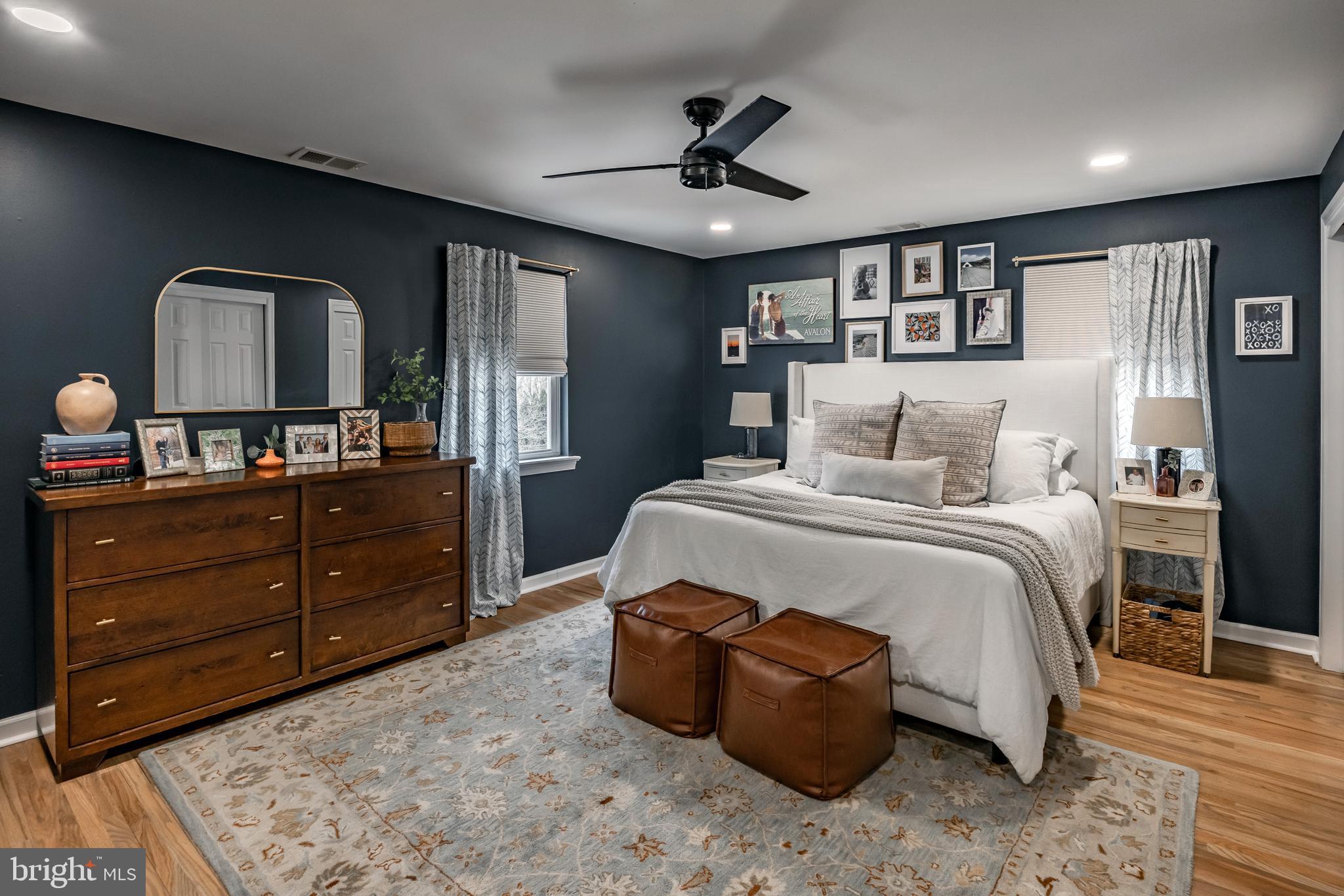 STURBRIDGE - Residential