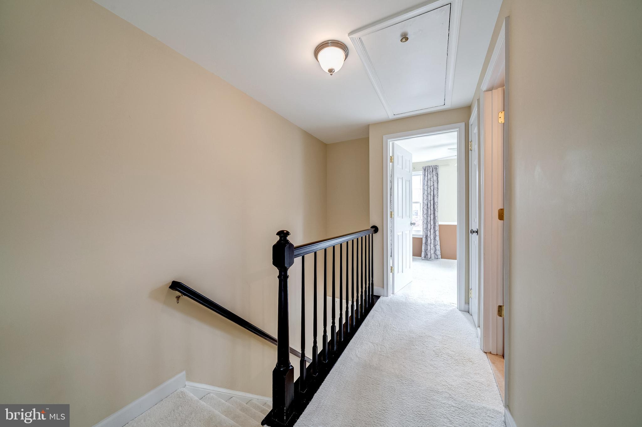 COUNTRYSIDE - Residential