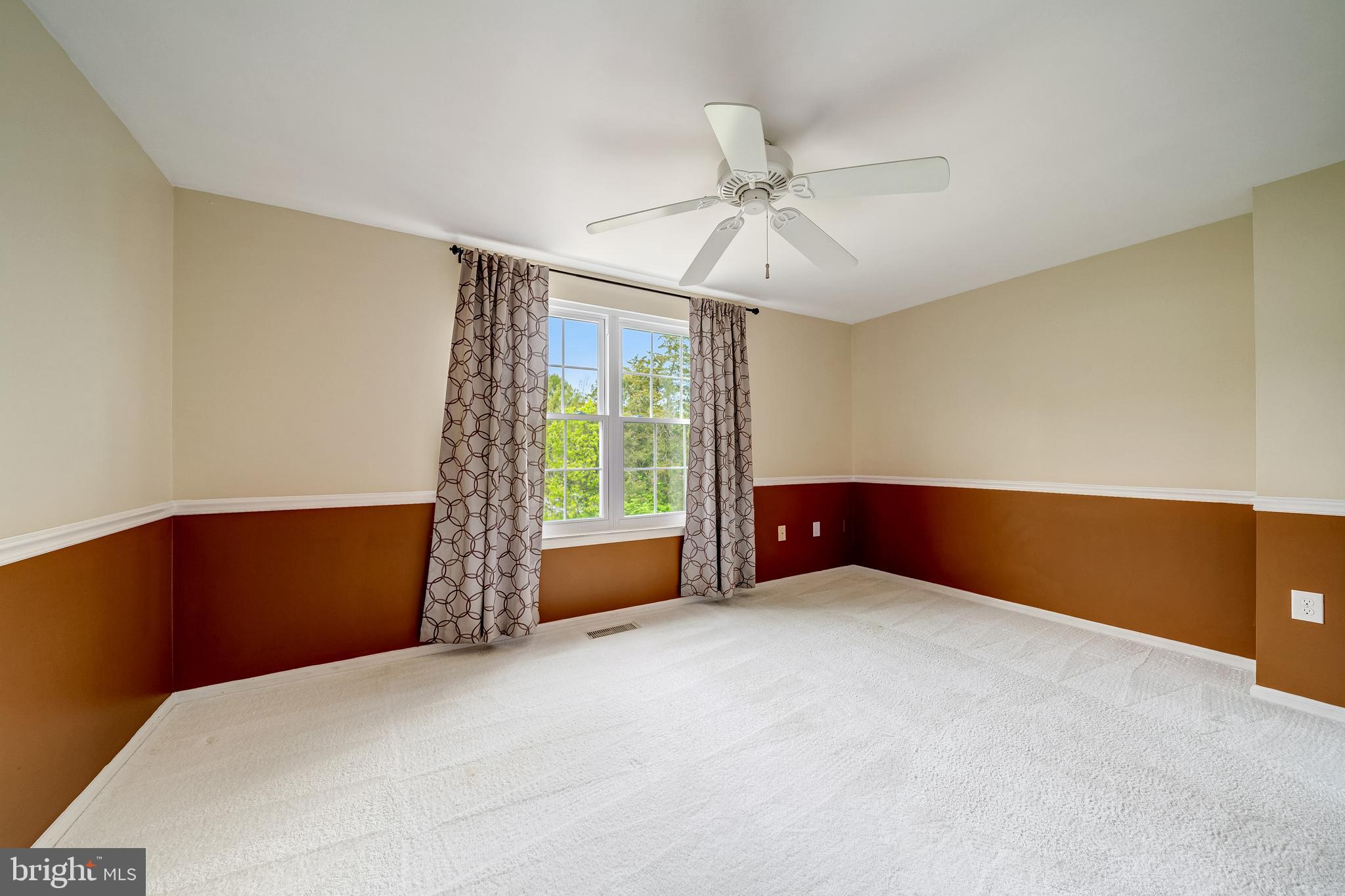 COUNTRYSIDE - Residential