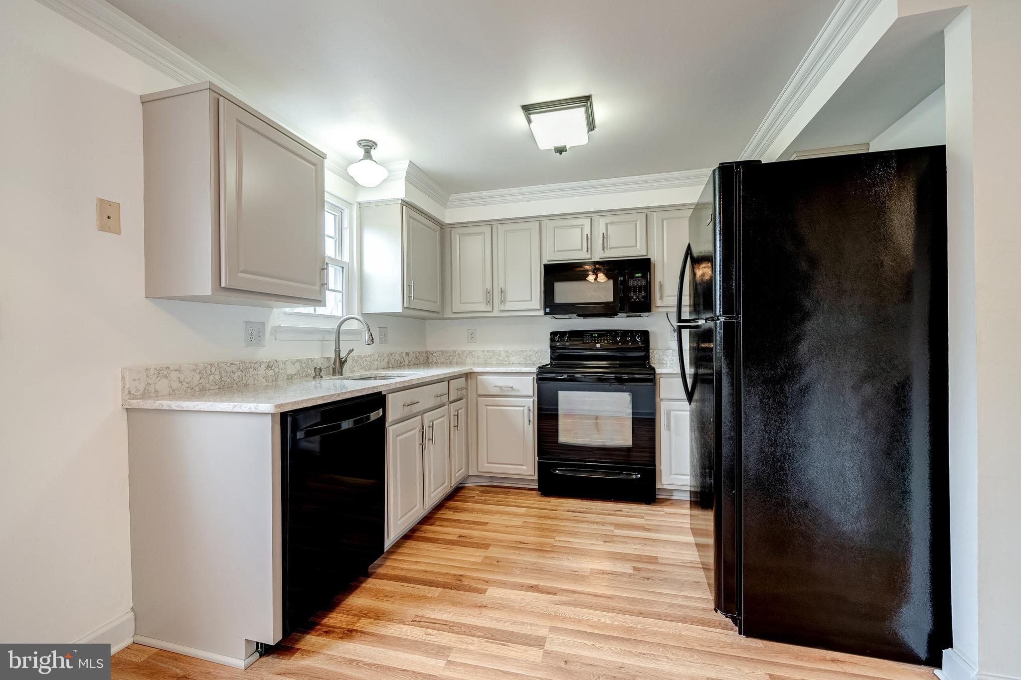 COUNTRYSIDE - Residential