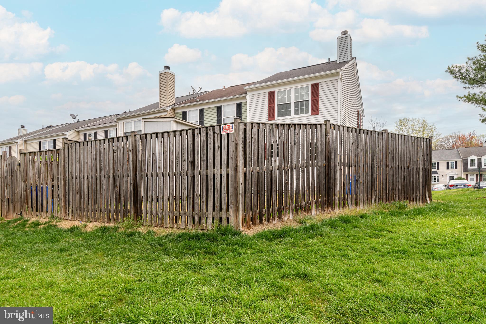 COUNTRYSIDE - Residential