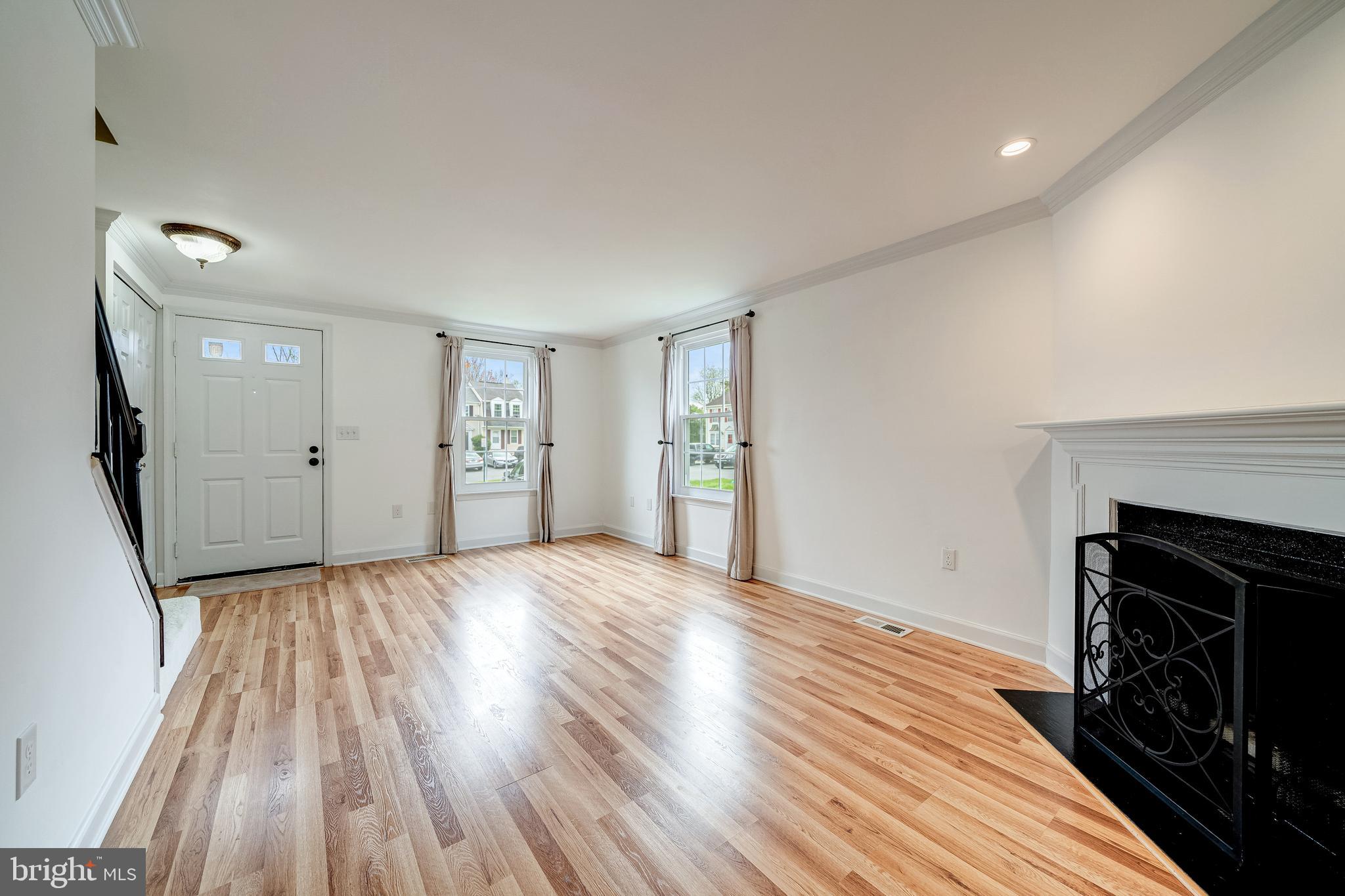 COUNTRYSIDE - Residential