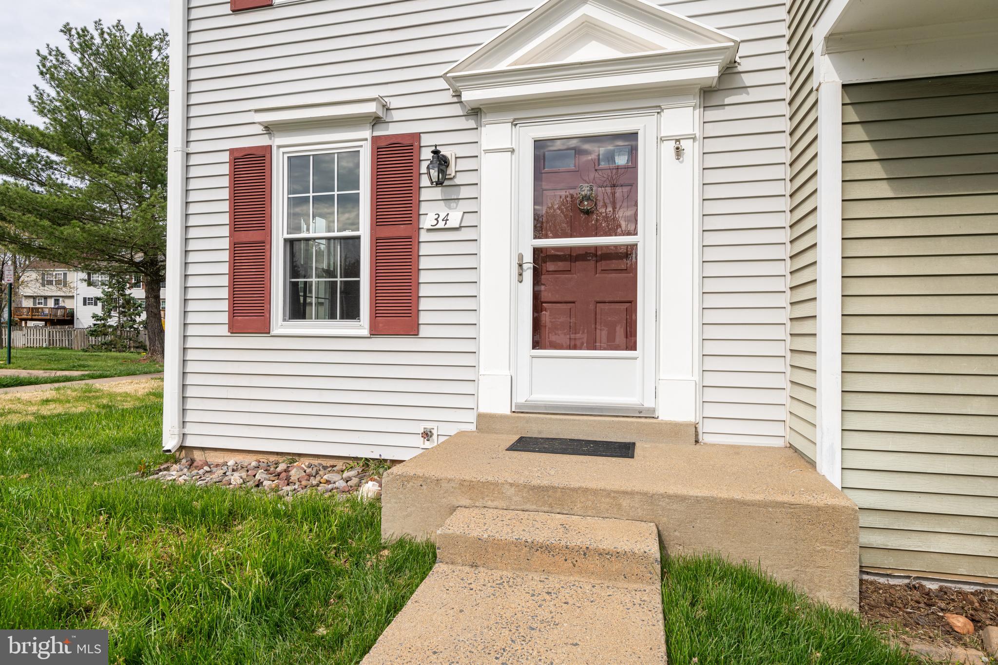 COUNTRYSIDE - Residential