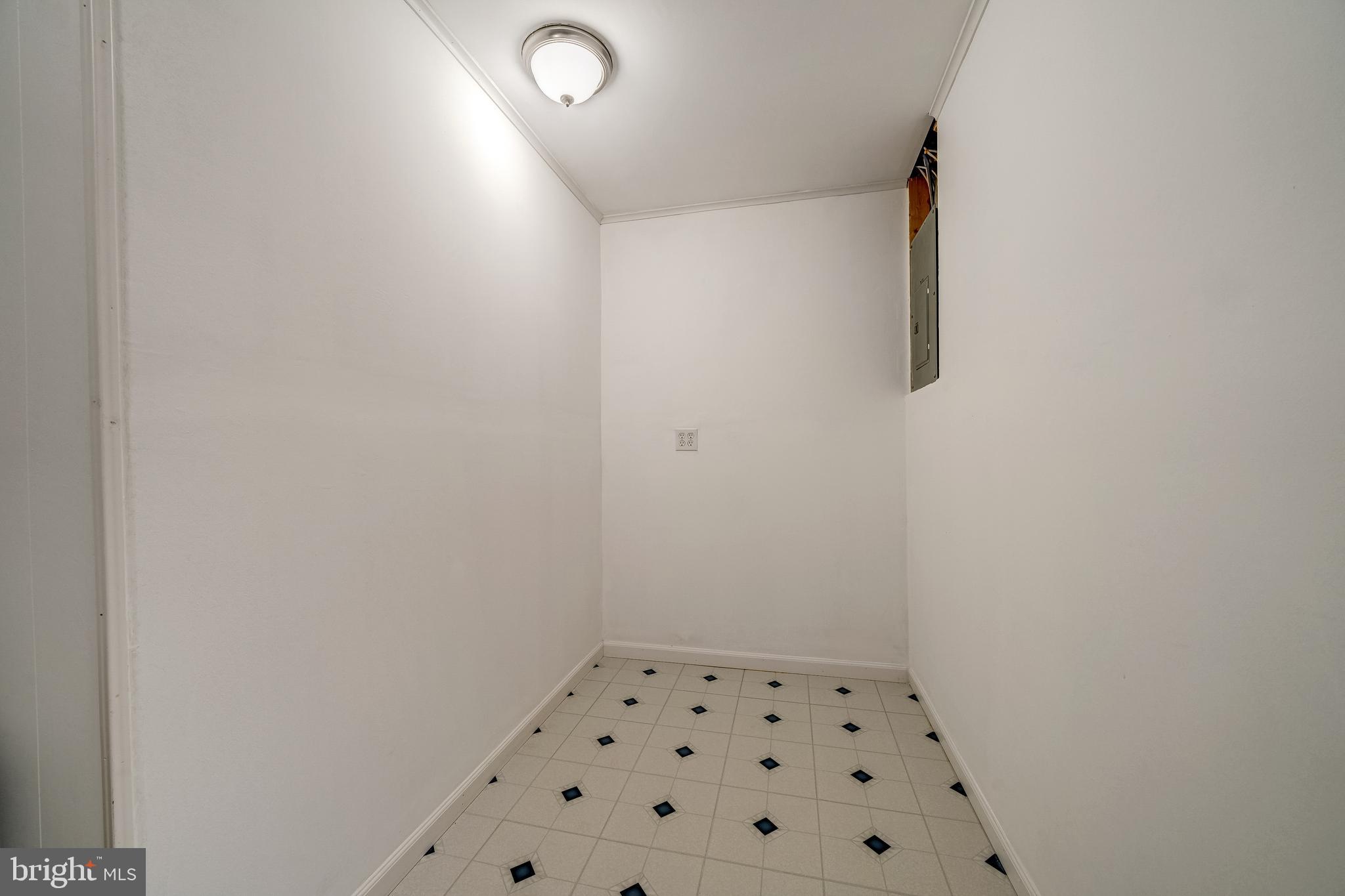 COUNTRYSIDE - Residential