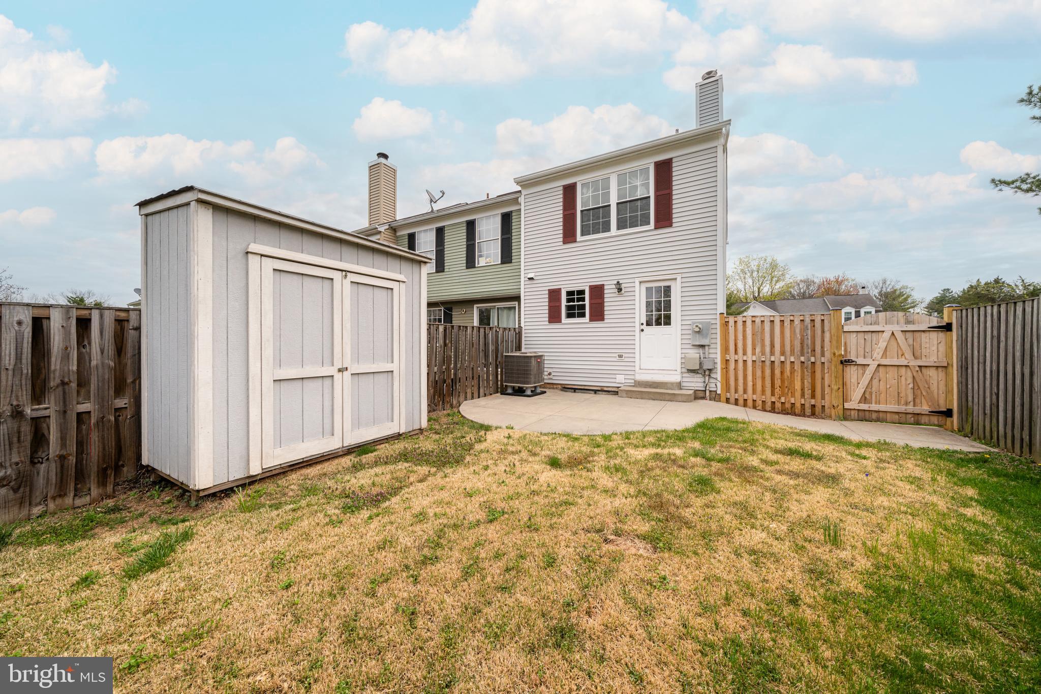 COUNTRYSIDE - Residential