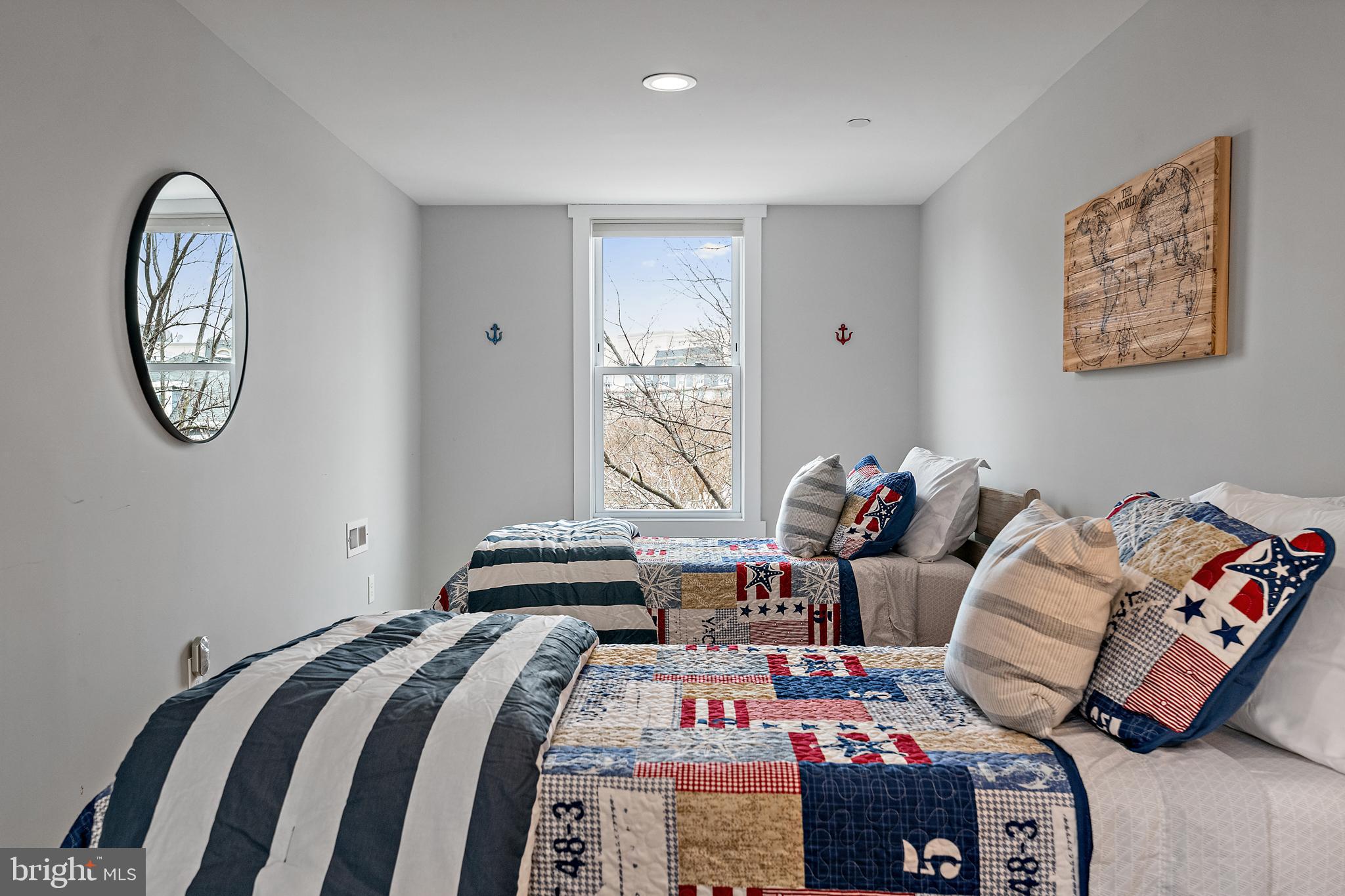 MURRAY HILL - Residential