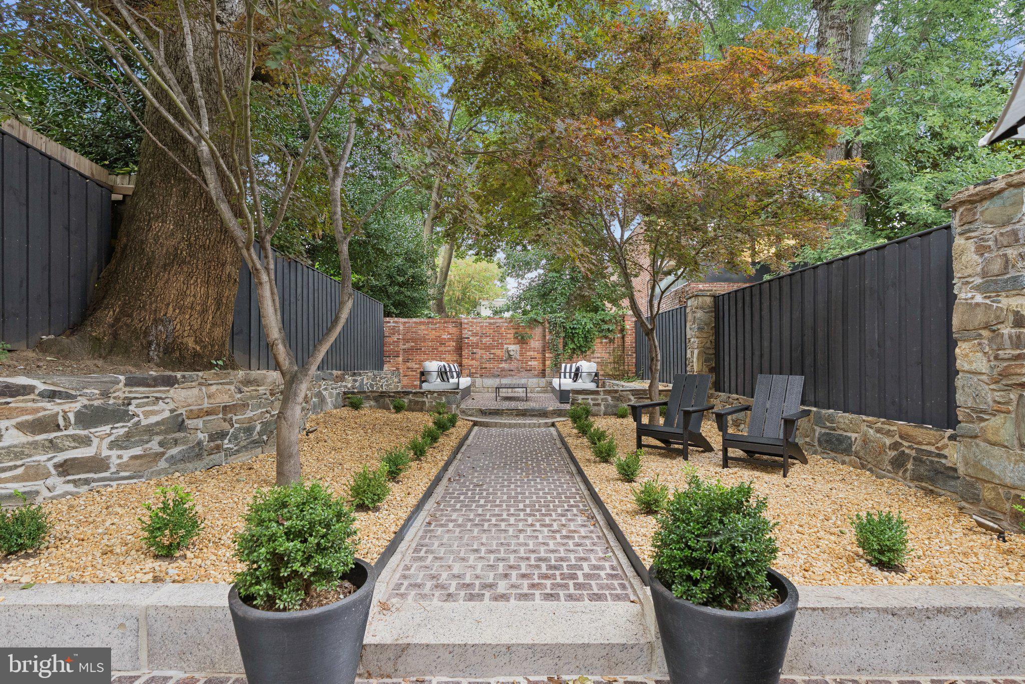 GEORGETOWN - Residential