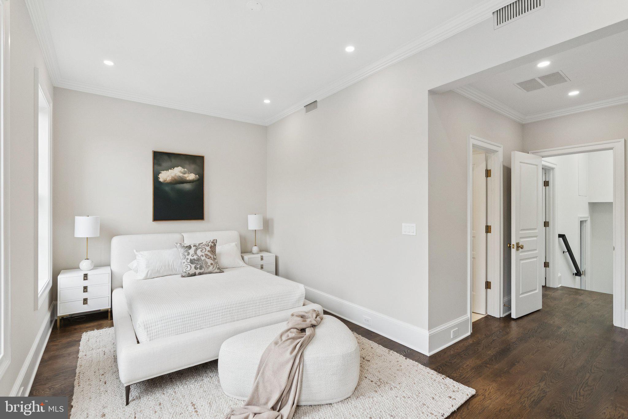 GEORGETOWN - Residential