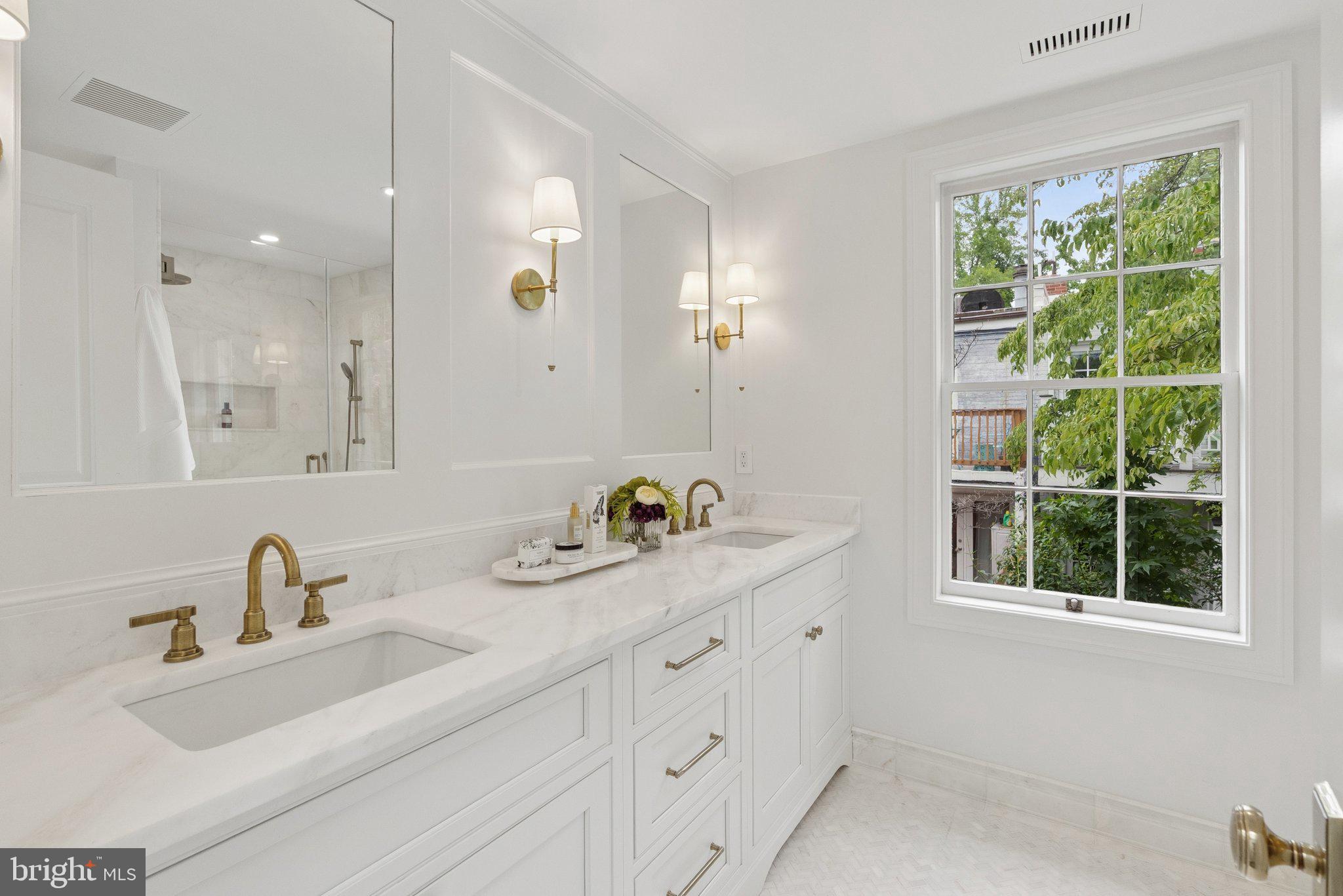 GEORGETOWN - Residential