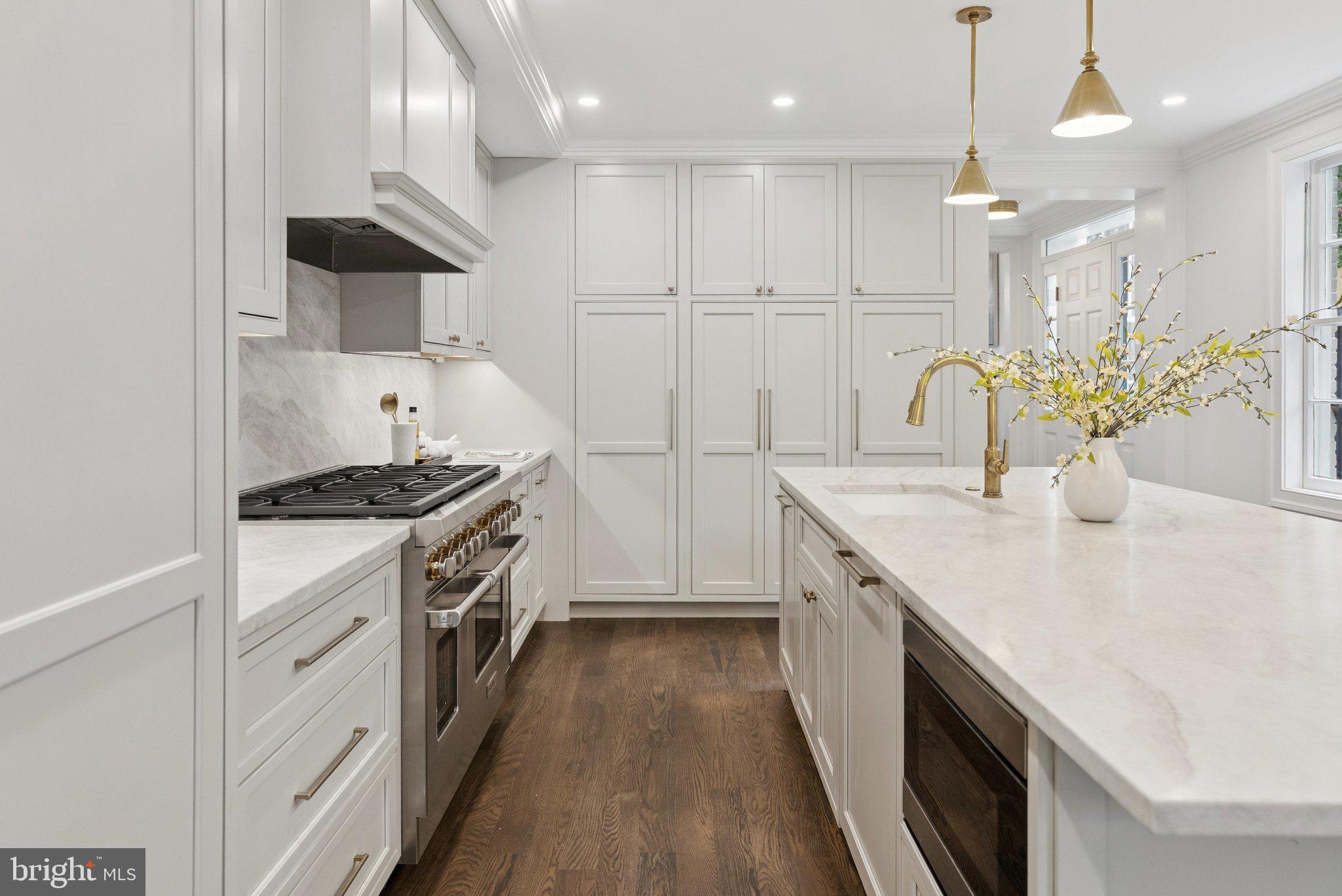 GEORGETOWN - Residential