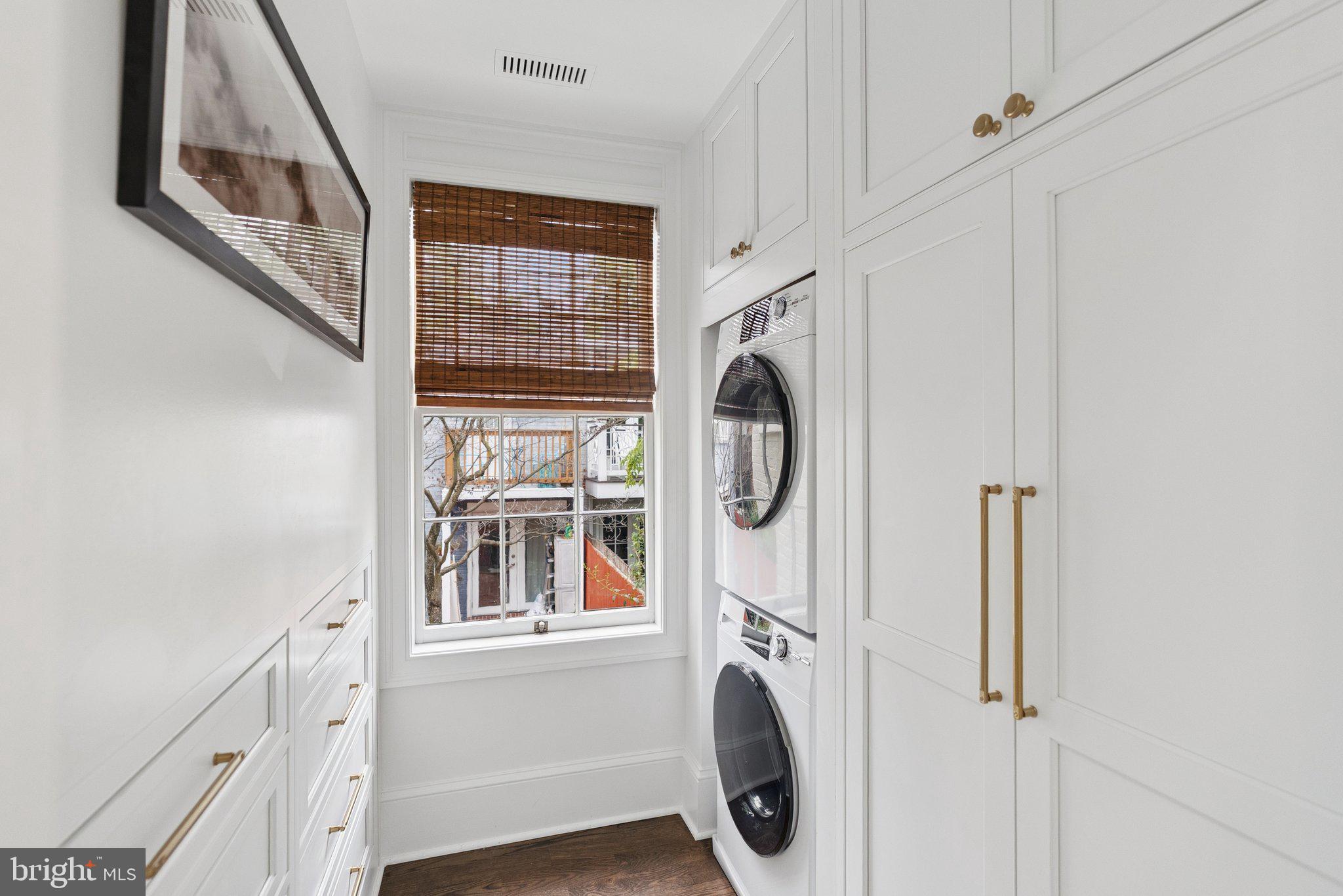 GEORGETOWN - Residential
