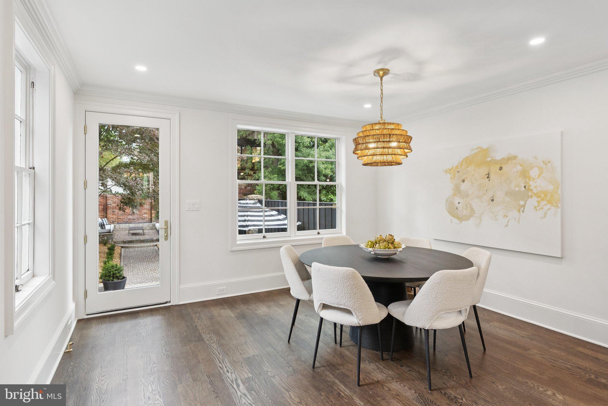 GEORGETOWN - Residential