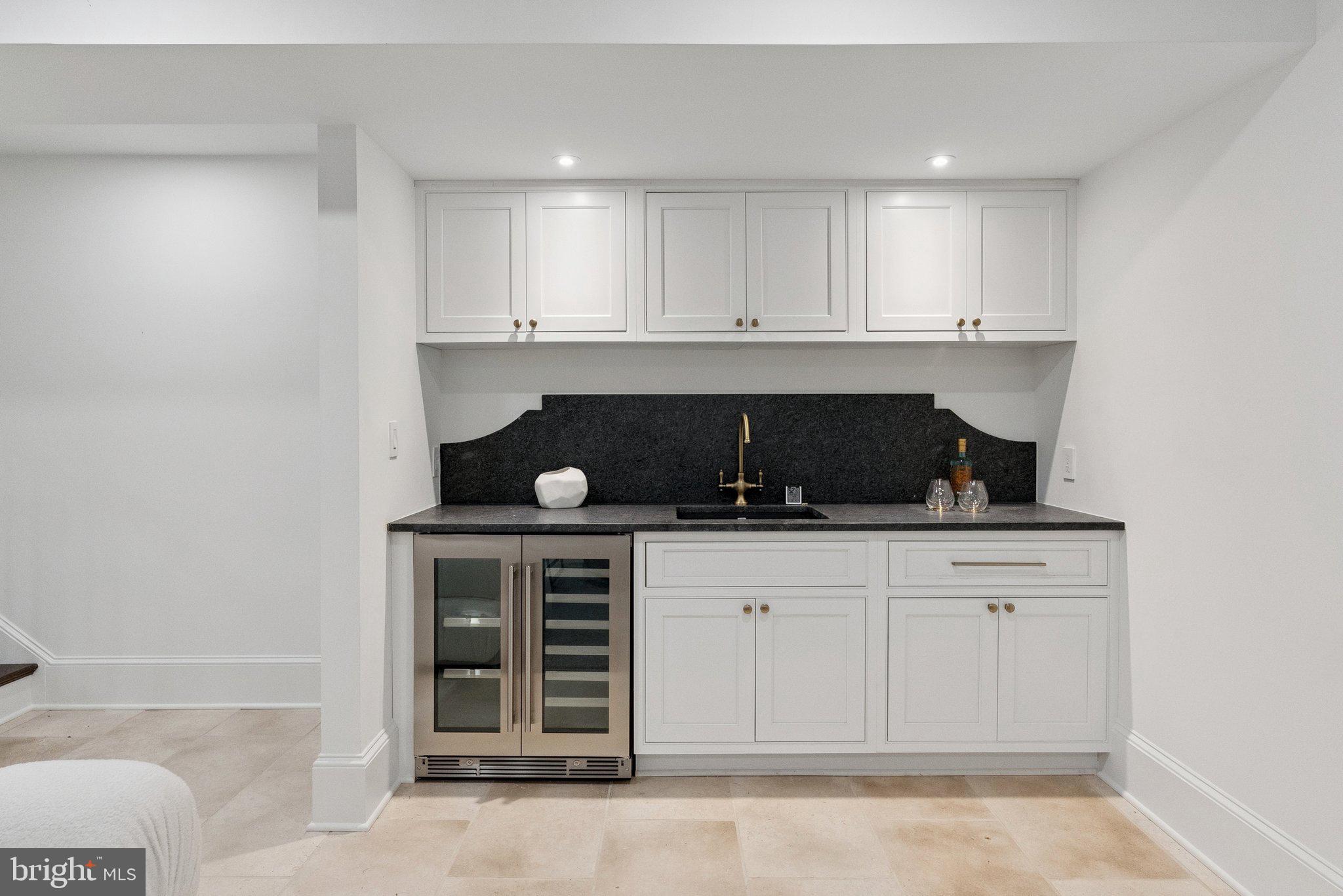 GEORGETOWN - Residential