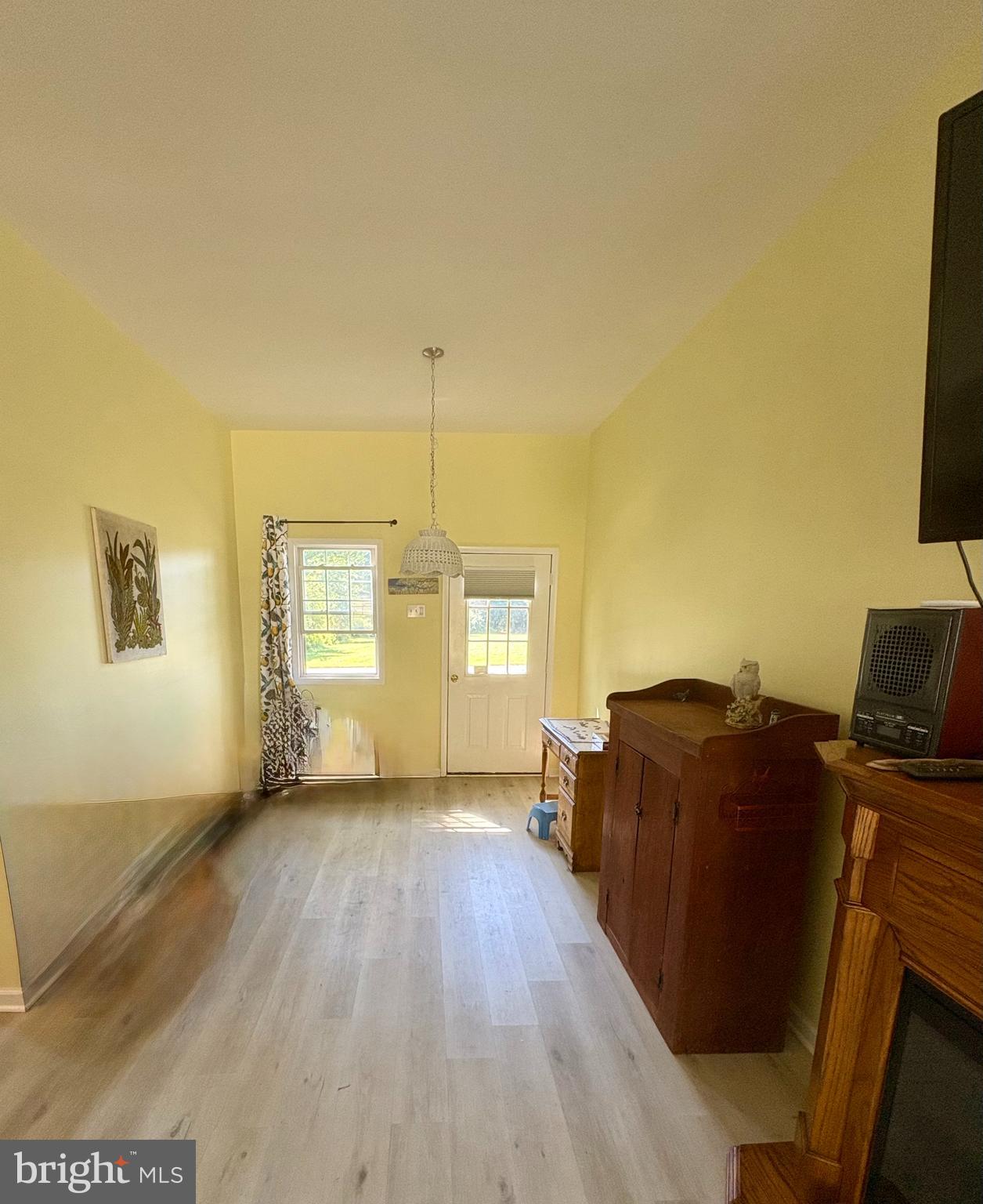 INDIAN ACRES - Residential