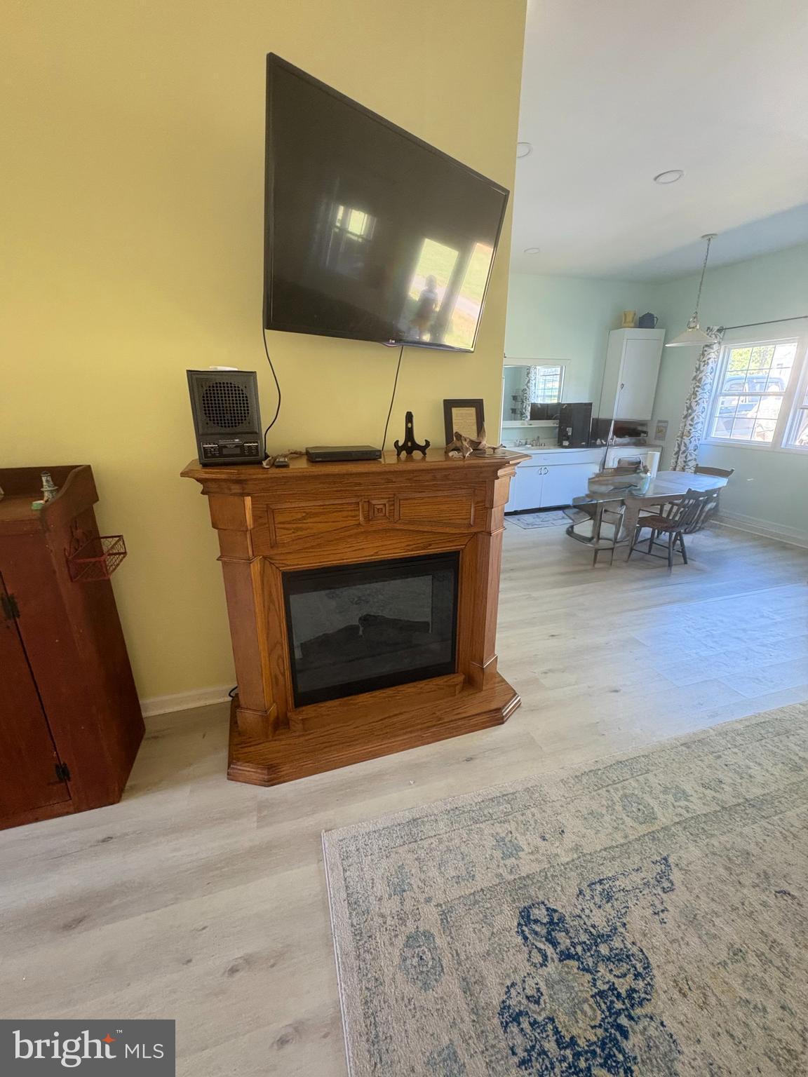 INDIAN ACRES - Residential