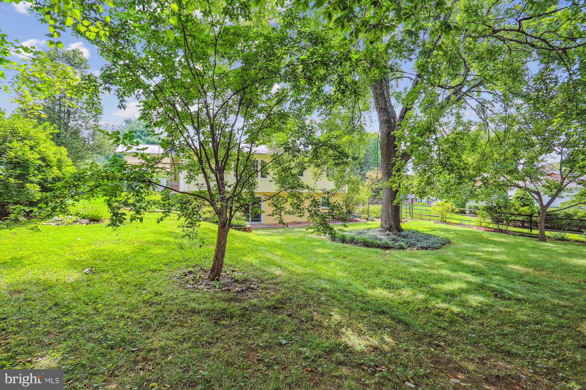 MILL CREEK TOWNE - Residential