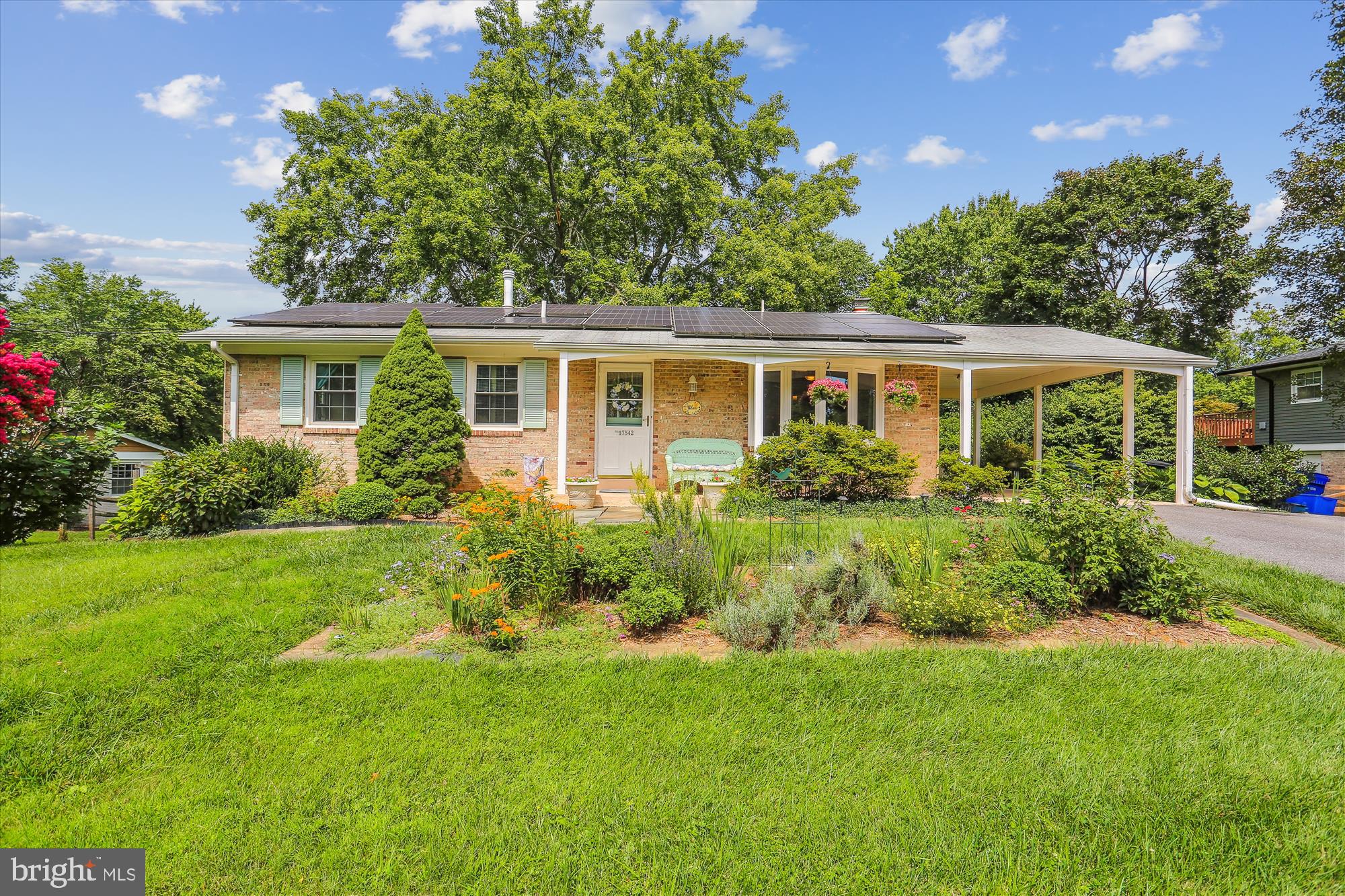 MILL CREEK TOWNE - Residential